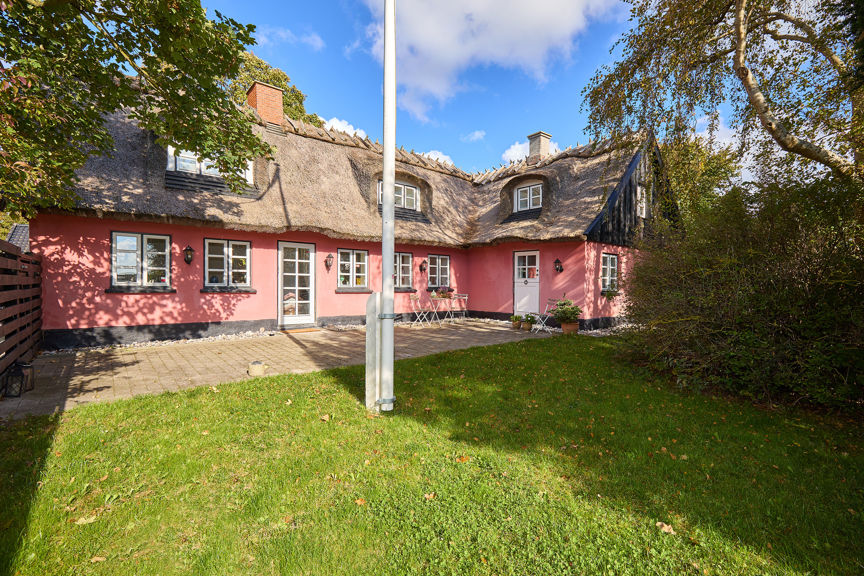 Miniaturebillede 1: ejendommen. Billede af Krigsagervej 2, Søborg, 3250 Gilleleje