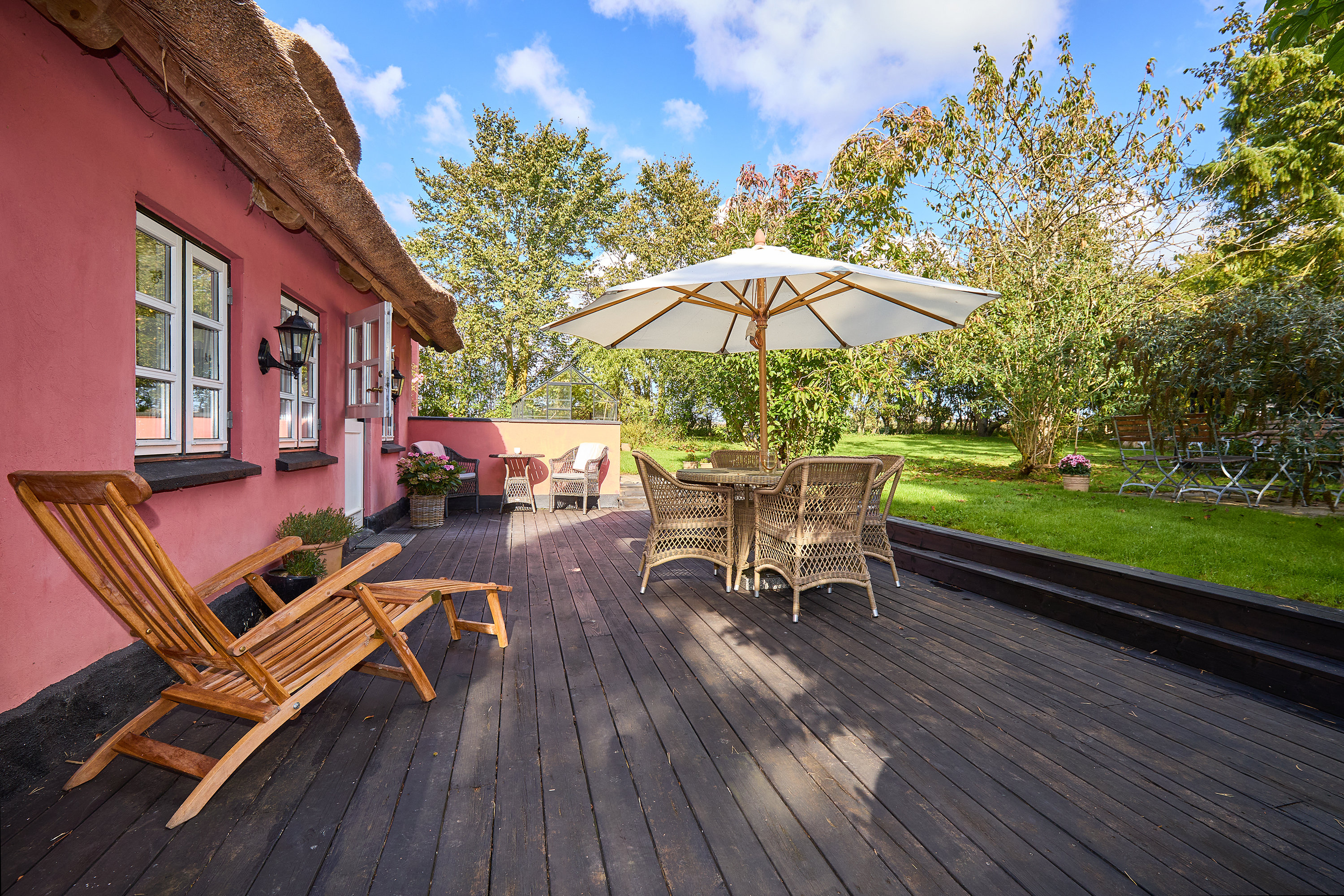 Fremhævet terrasse billede i fuldskærmstilstand. Billede af Krigsagervej 2, Søborg, 3250 Gilleleje