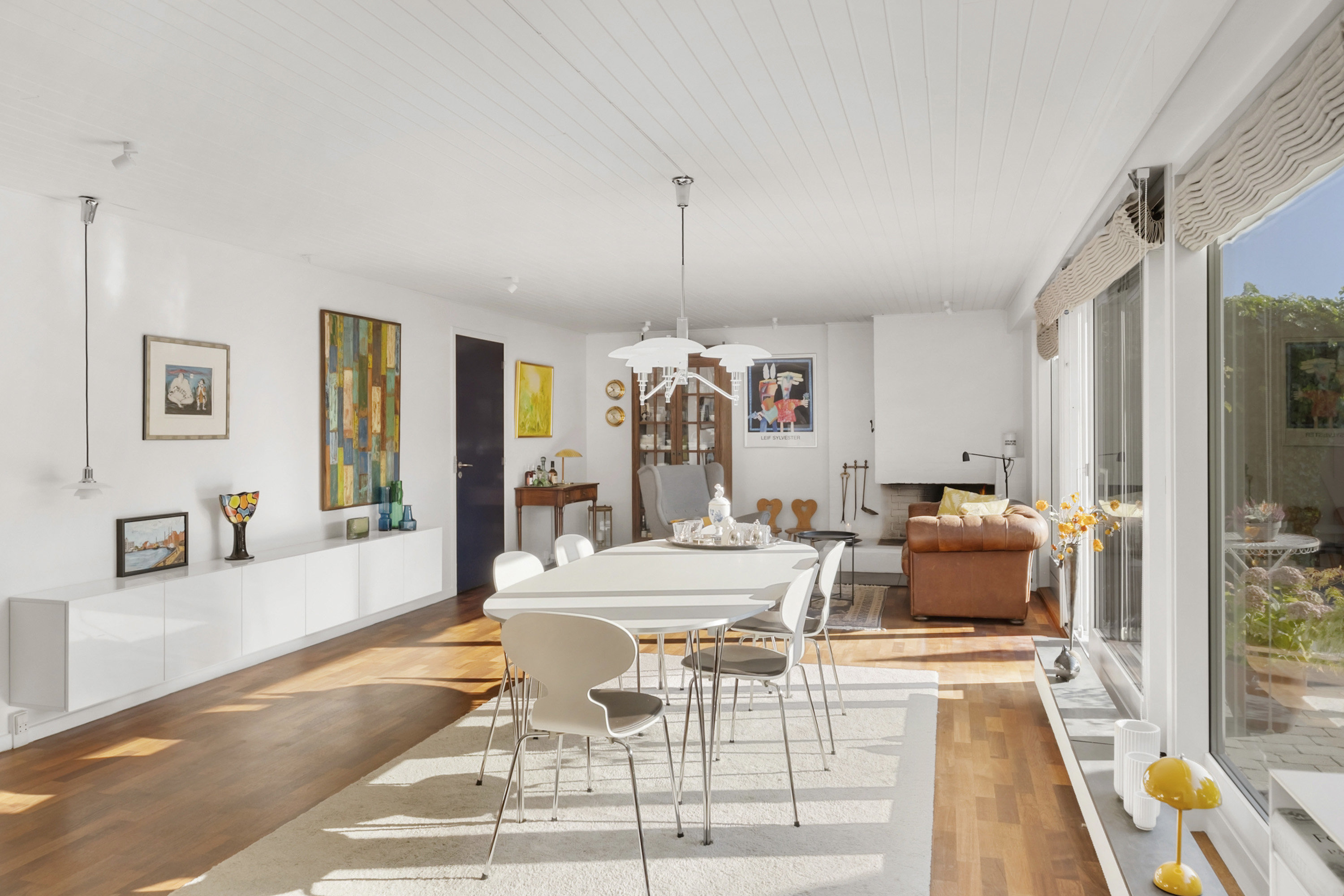 Fremhævet spisekøkken billede i fuldskærmstilstand. Billede af Enrumvej 49, 2950 Vedbæk