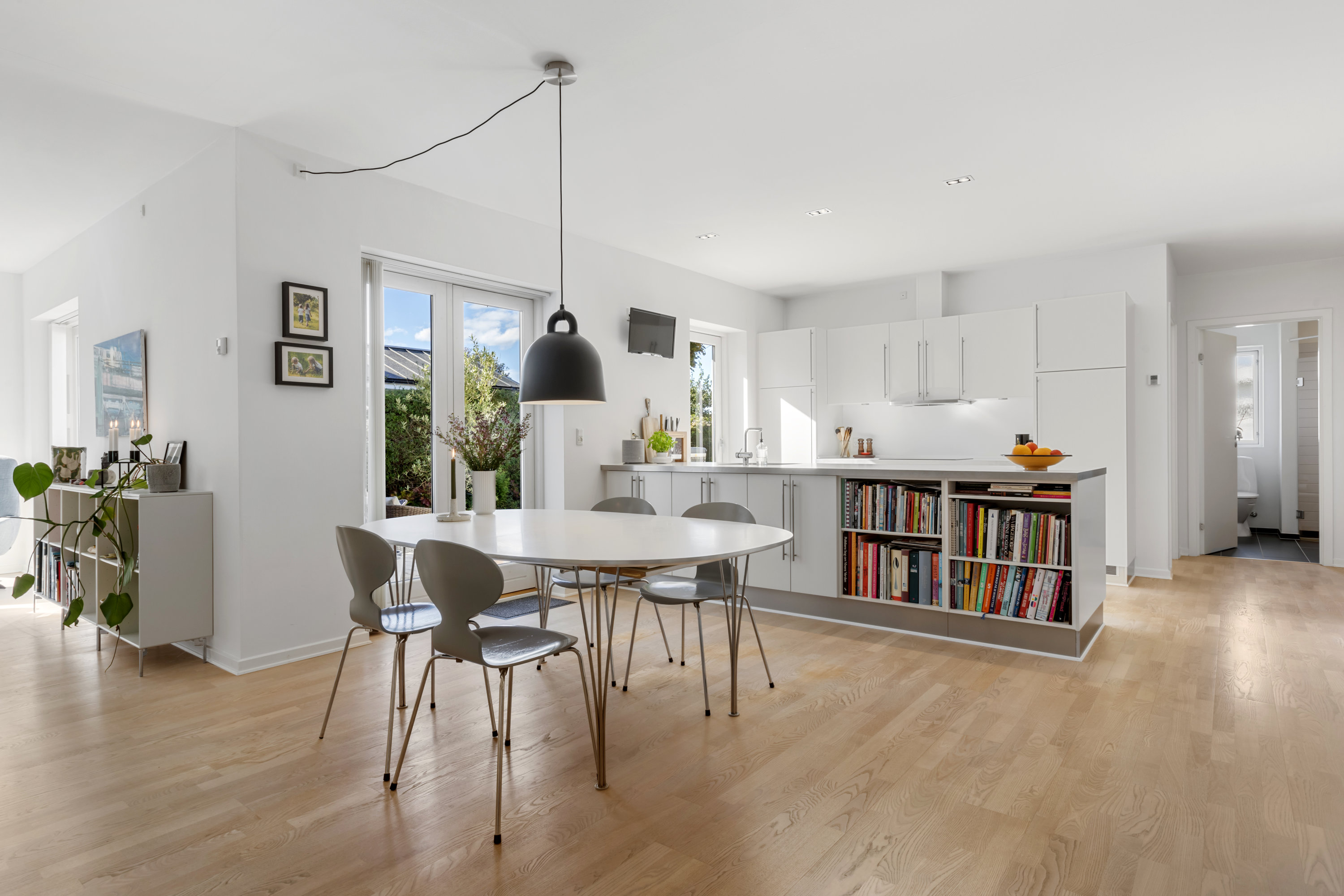 Fremhævet  billede i fuldskærmstilstand. Billede af Solvænget 24, 2791 Dragør