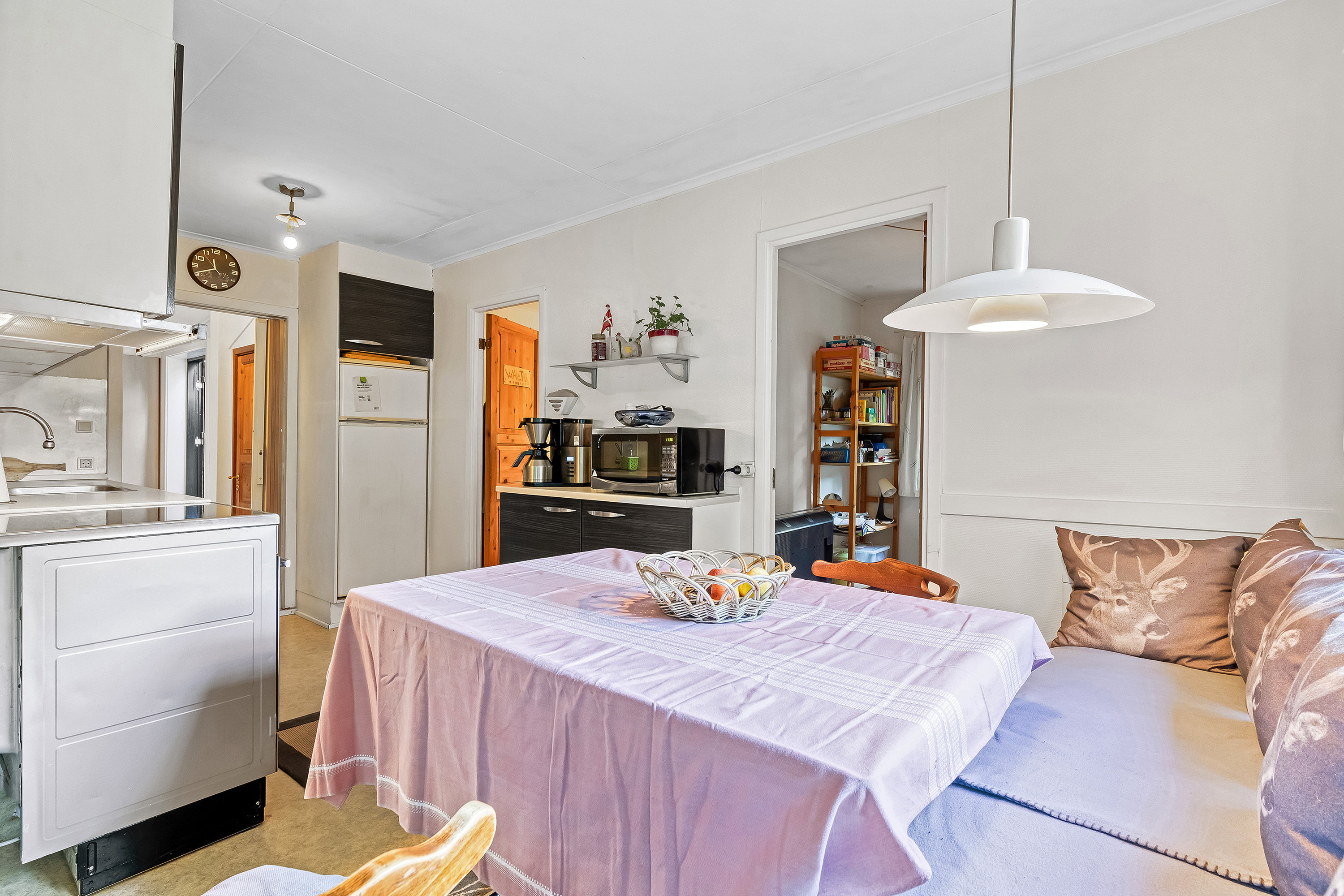 Fremhævet køkken billede i fuldskærmstilstand. Billede af Alumevangen 37, Smidstrup, 3250 Gilleleje