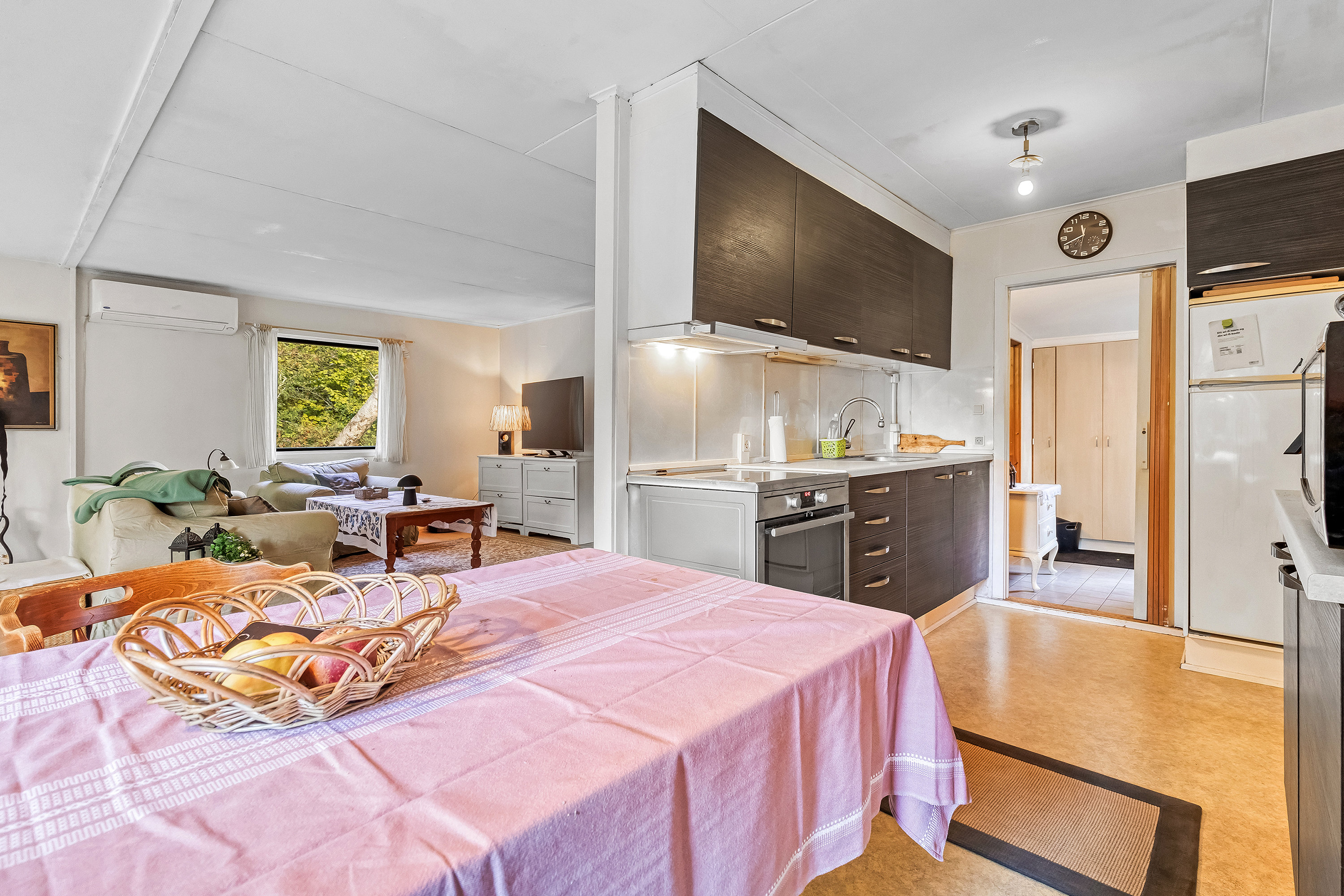 Fremhævet køkken billede i fuldskærmstilstand. Billede af Alumevangen 37, Smidstrup, 3250 Gilleleje