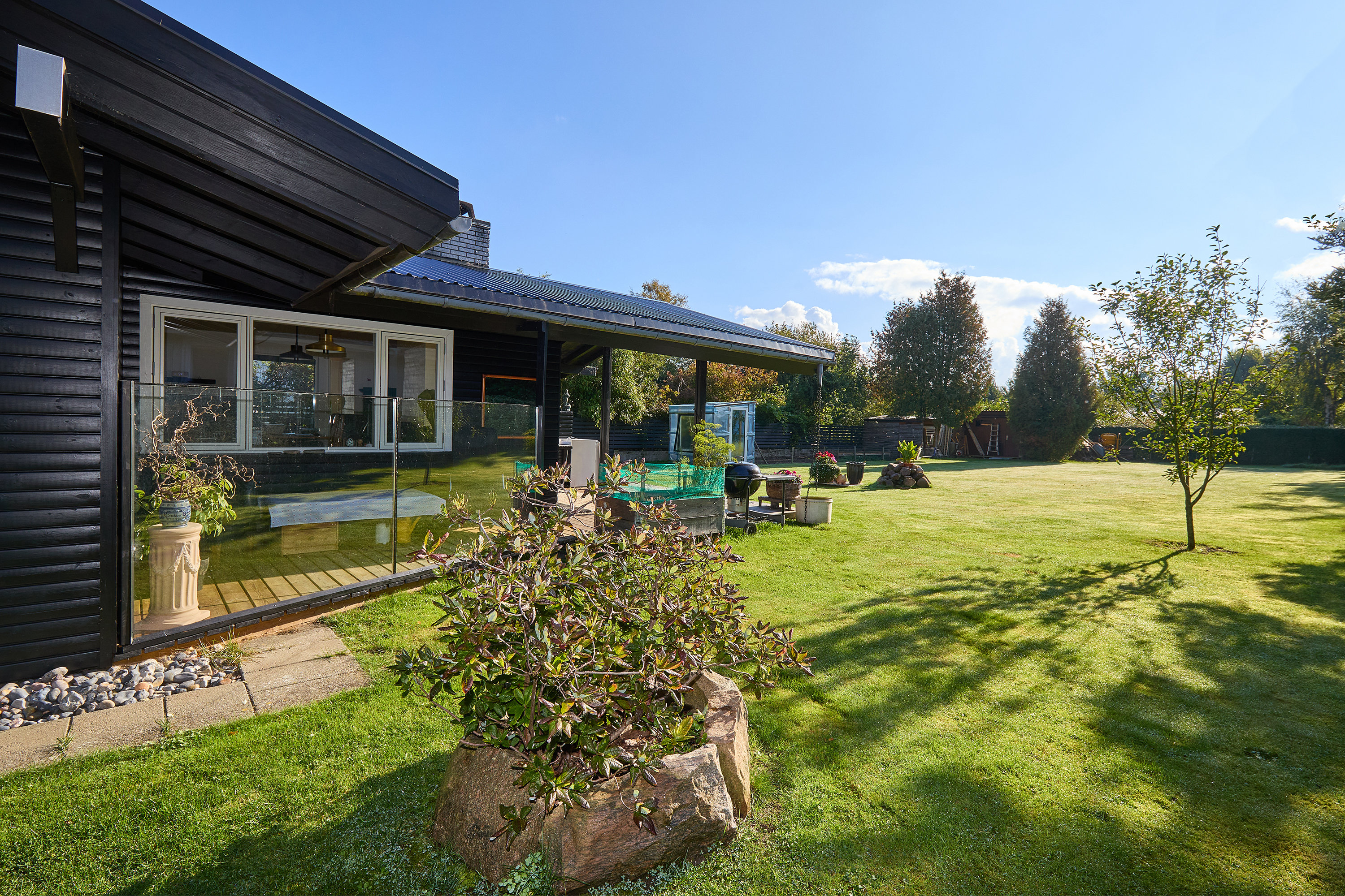 Fremhævet ejendommen billede i fuldskærmstilstand. Billede af Rønnebjergvej 5, Smidstrup, 3250 Gilleleje