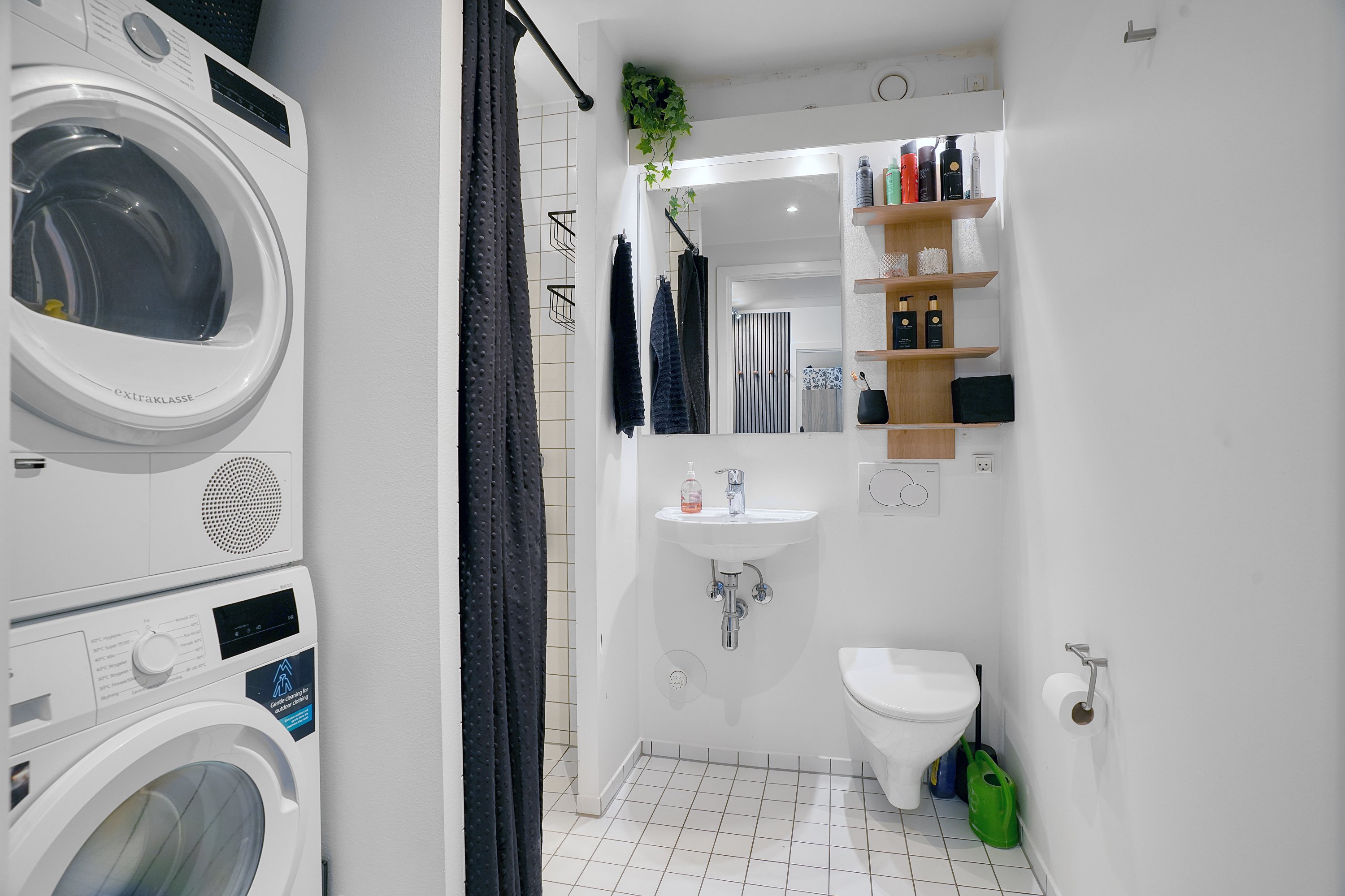 Fremhævet badeværelse billede i fuldskærmstilstand. Billede af Gyngemose Parkvej 55, 3. th., 2860 Søborg