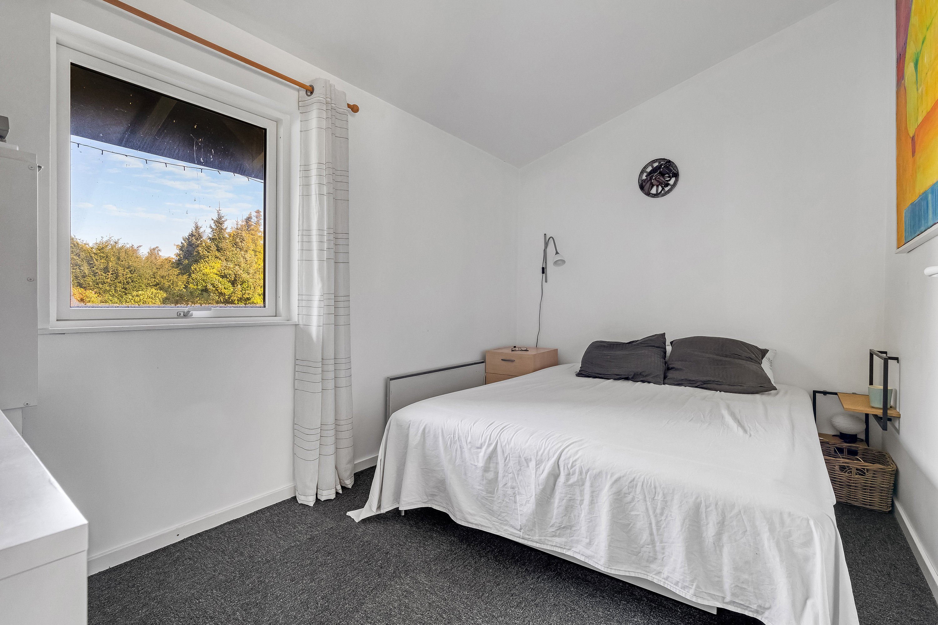 Fremhævet soveværelse billede i fuldskærmstilstand. Billede af Rønnebjergvej 5, Smidstrup, 3250 Gilleleje