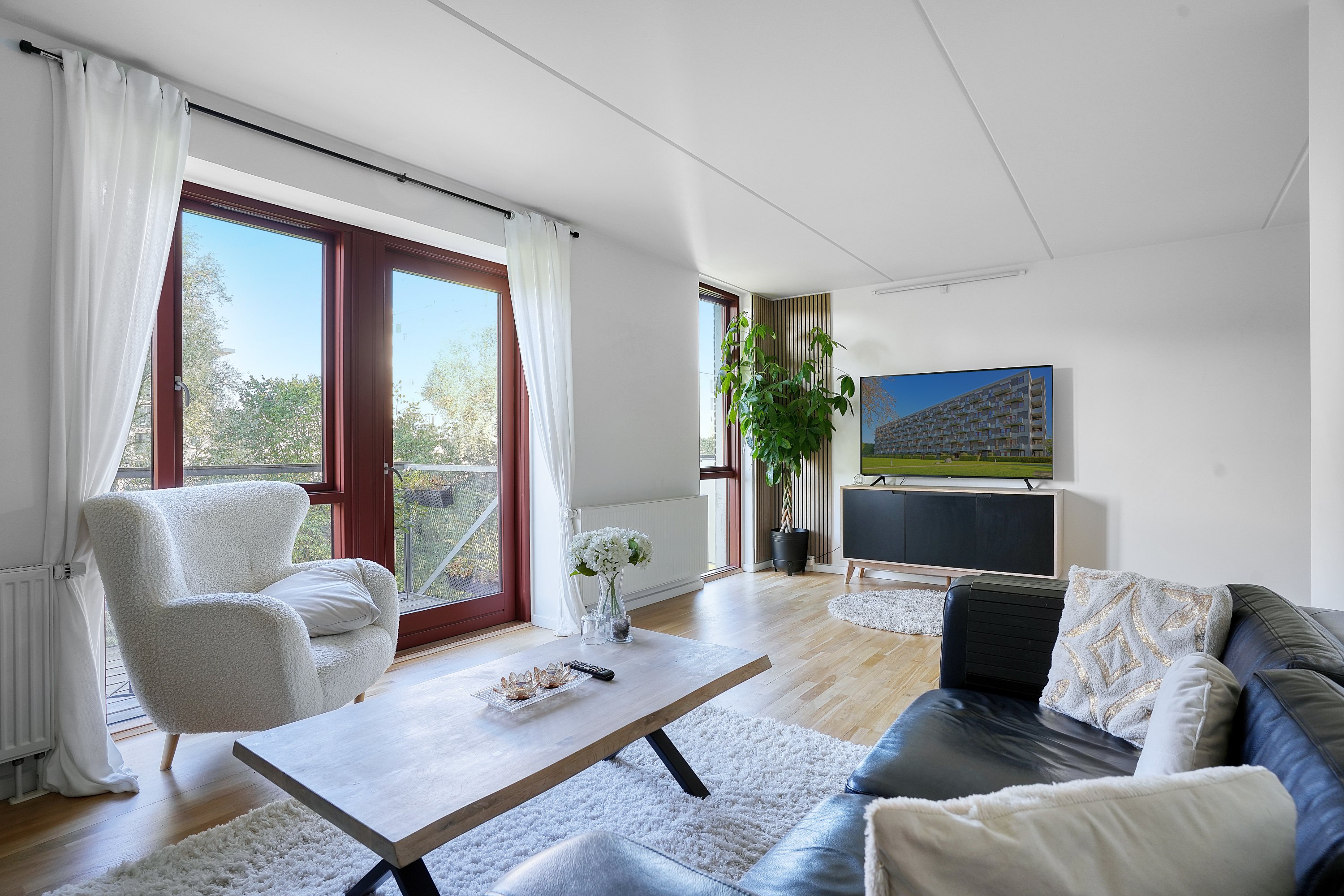 Fremhævet stue billede i fuldskærmstilstand. Billede af Gyngemose Parkvej 55, 3. th., 2860 Søborg