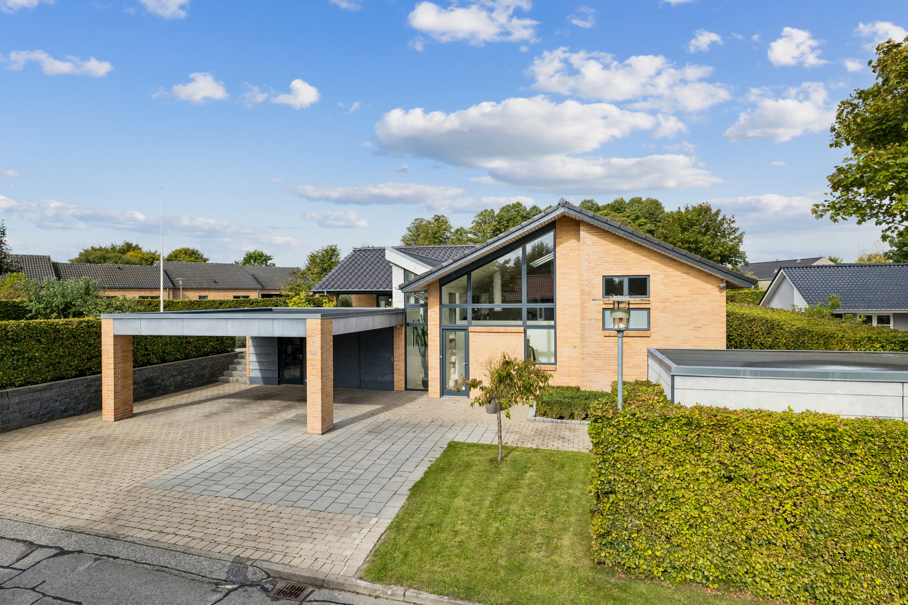 Miniaturebillede 1: ejendommen. Billede af Bævervej 18, 8660 Skanderborg