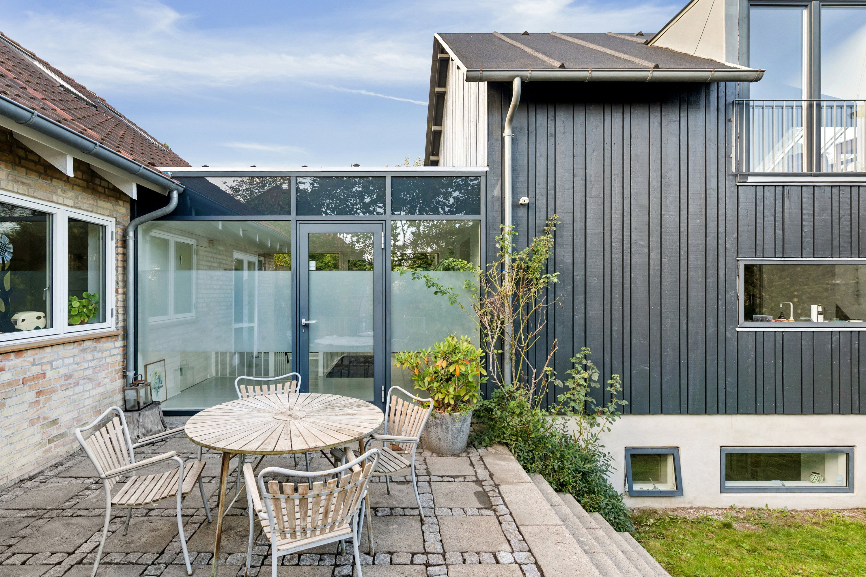 Fremhævet ejendom 1 billede i fuldskærmstilstand. Billede af F.G.E. Rostrups Vej 20, 8000 Aarhus C