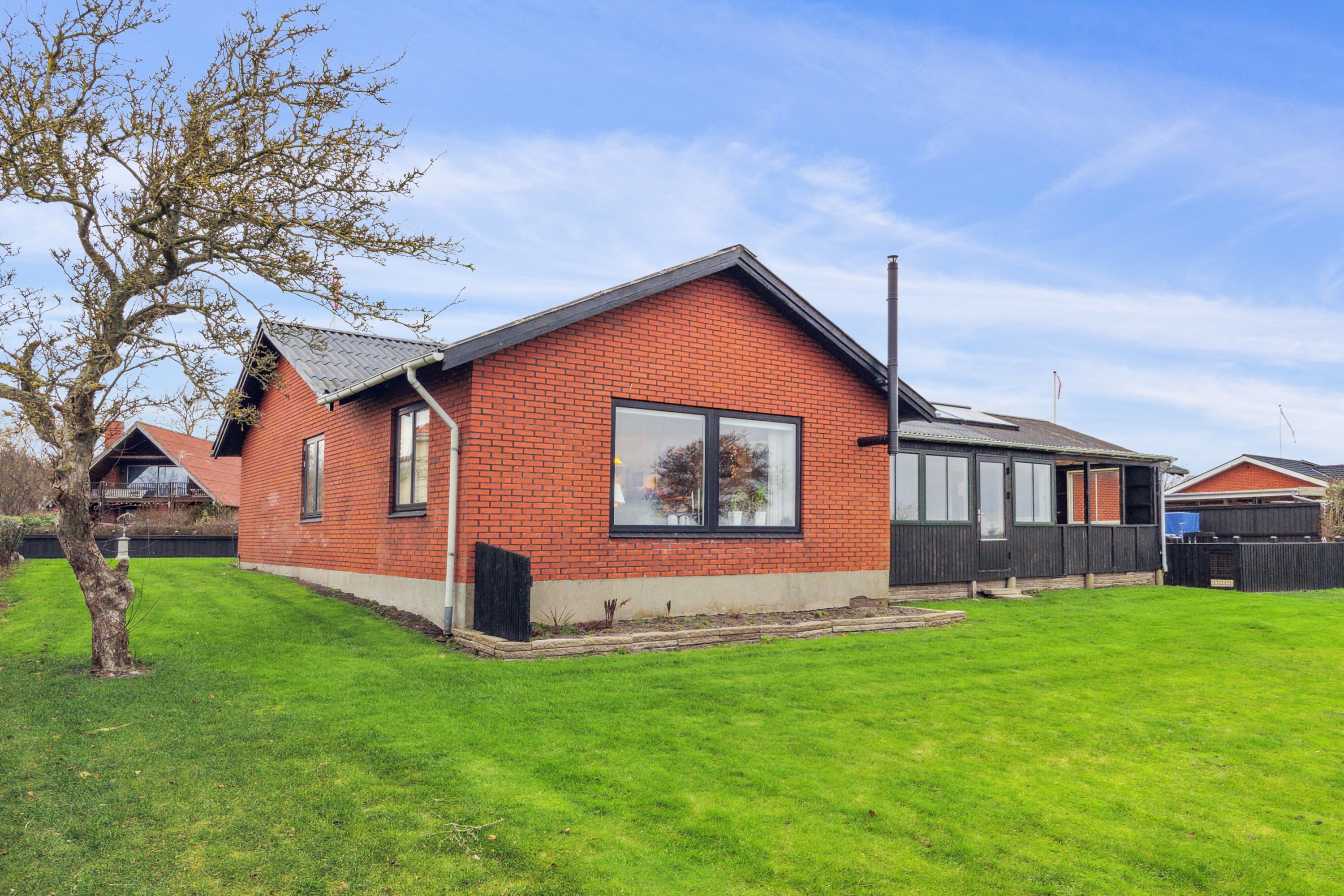 Fremhævet set fra haven billede i fuldskærmstilstand. Billede af Skippergade 14, Øsløs, 7742 Vesløs