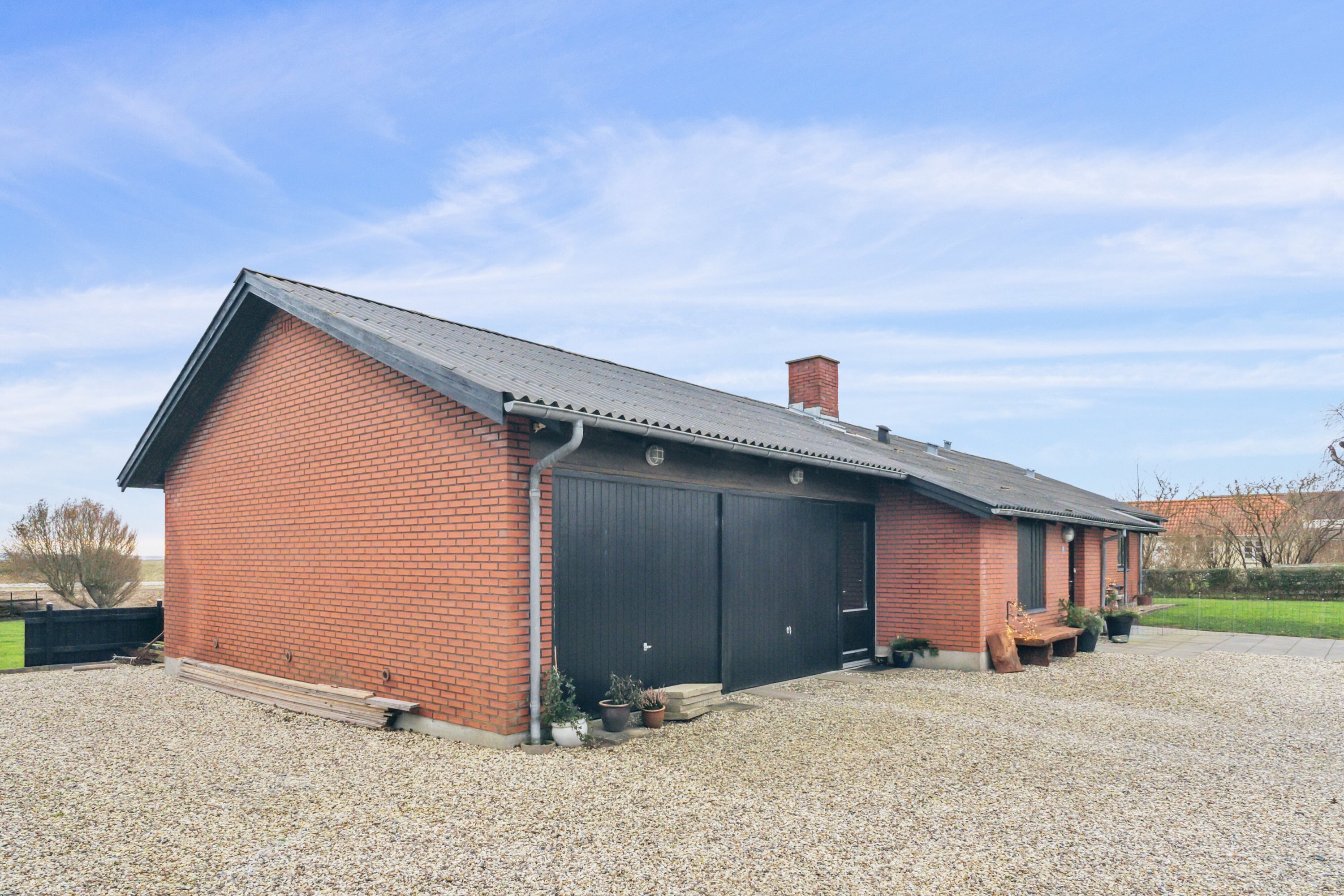 Fremhævet garage billede i fuldskærmstilstand. Billede af Skippergade 14, Øsløs, 7742 Vesløs