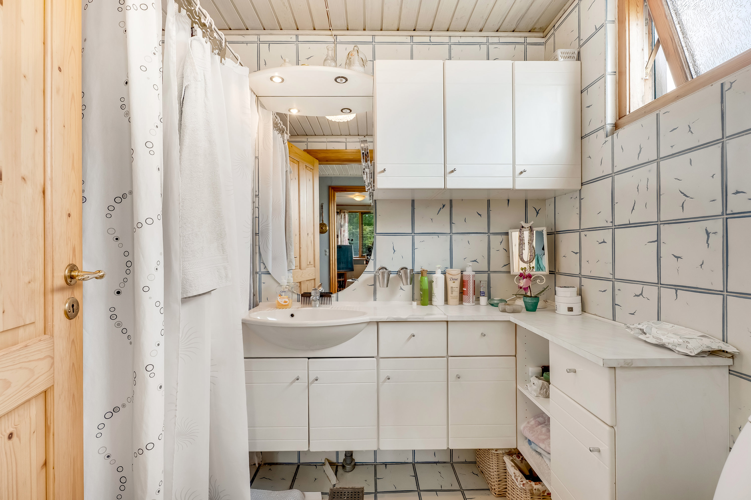 Fremhævet badeværelse billede i fuldskærmstilstand. Billede af Mågevej 19, Rødbyhavn, 4970 Rødby