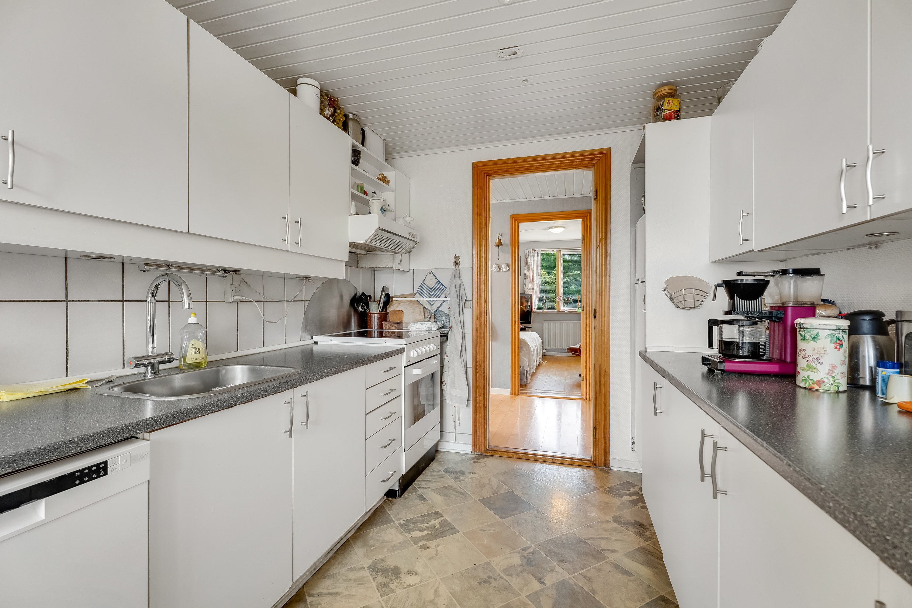 Fremhævet køkken billede i fuldskærmstilstand. Billede af Mågevej 19, Rødbyhavn, 4970 Rødby