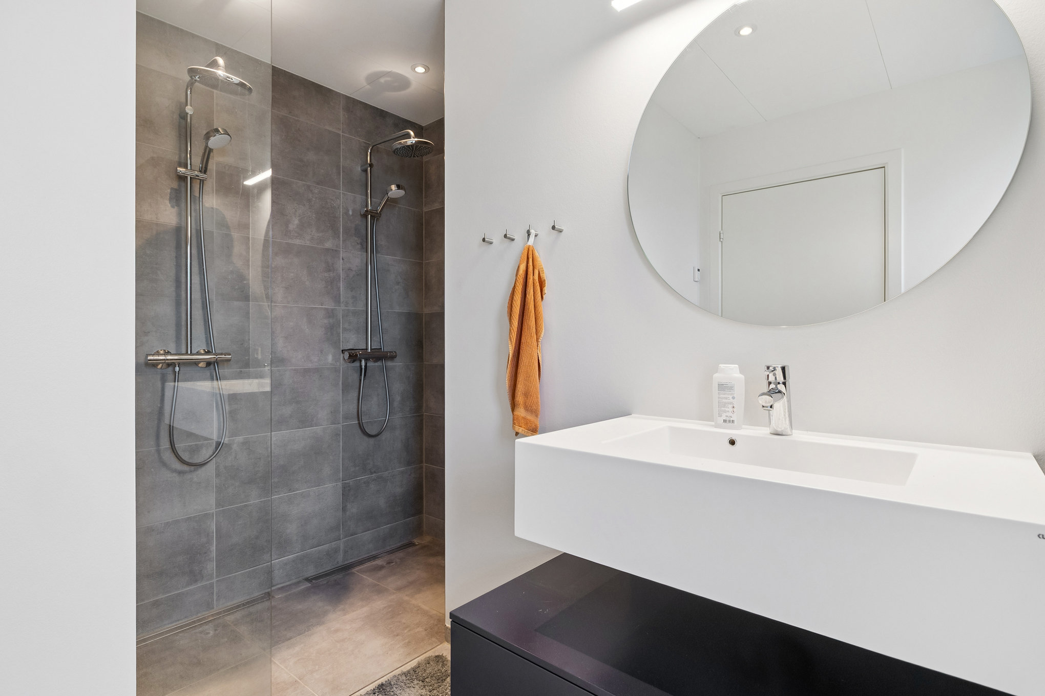 Fremhævet  billede i fuldskærmstilstand. Billede af Egeskovvej 8, 8930 Randers NØ