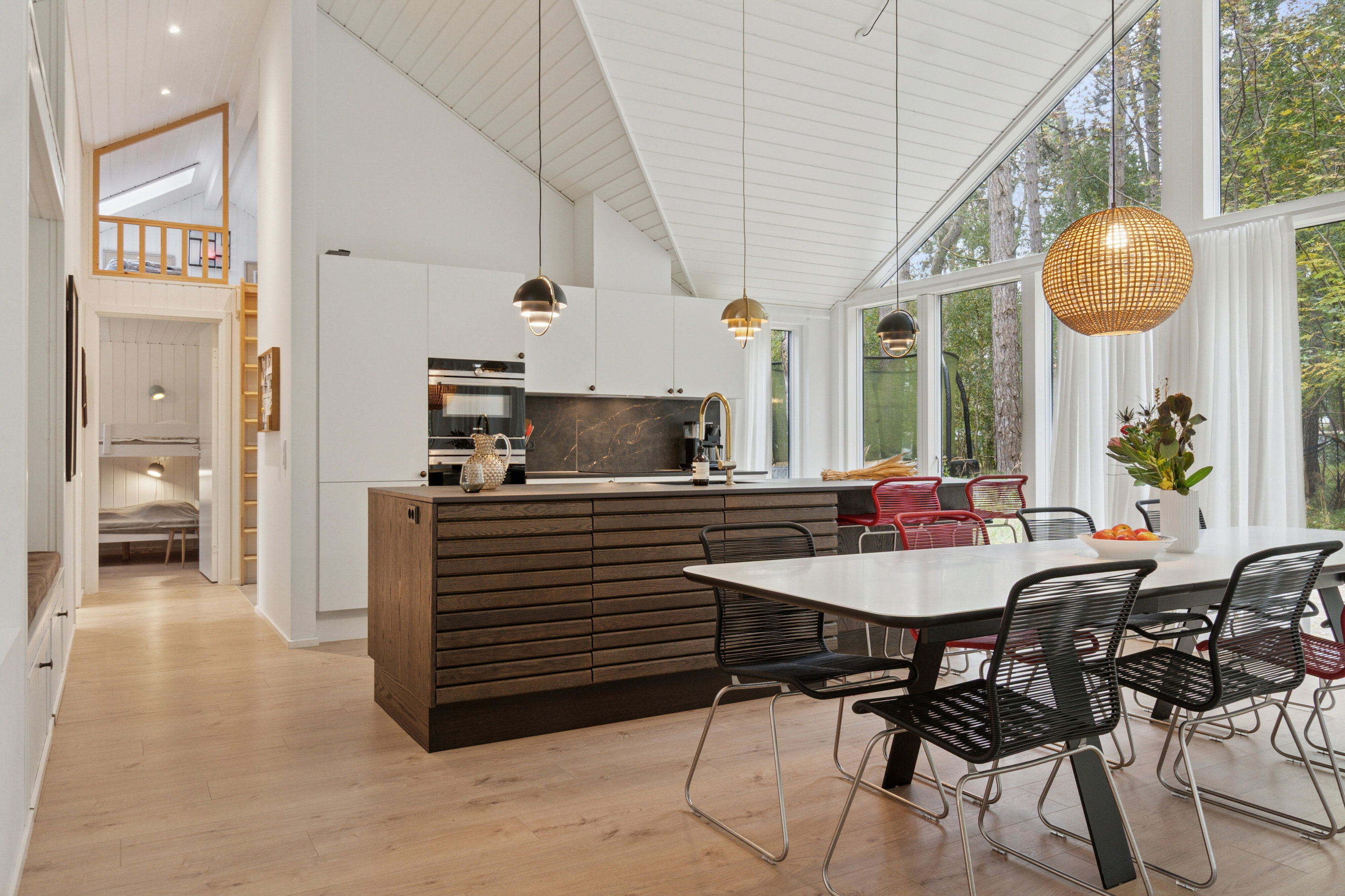 Fremhævet andet billede i fuldskærmstilstand. Billede af Fredskovens Engvej 8, Bjerge Sydstrand, 4480 Store Fuglede