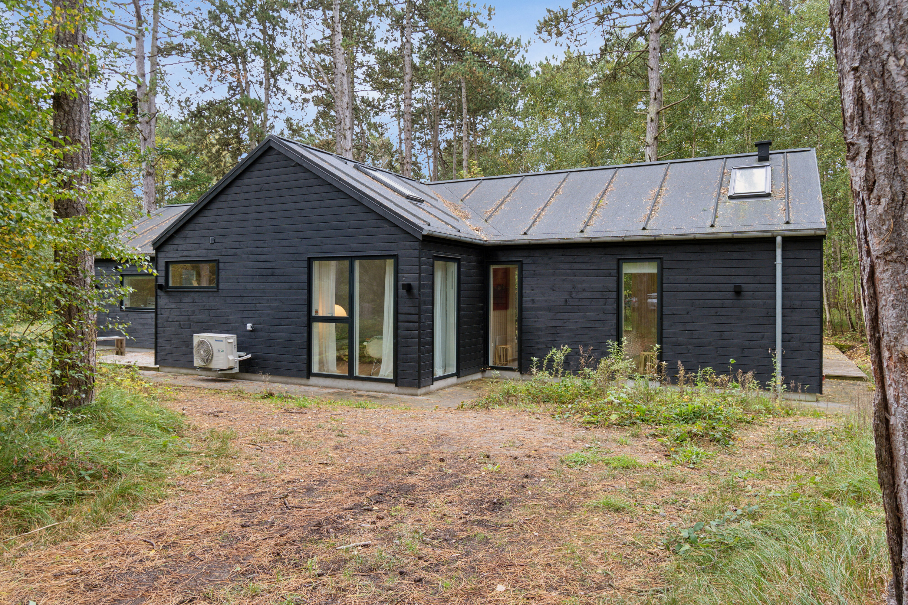 Fremhævet andet billede i fuldskærmstilstand. Billede af Fredskovens Engvej 8, Bjerge Sydstrand, 4480 Store Fuglede