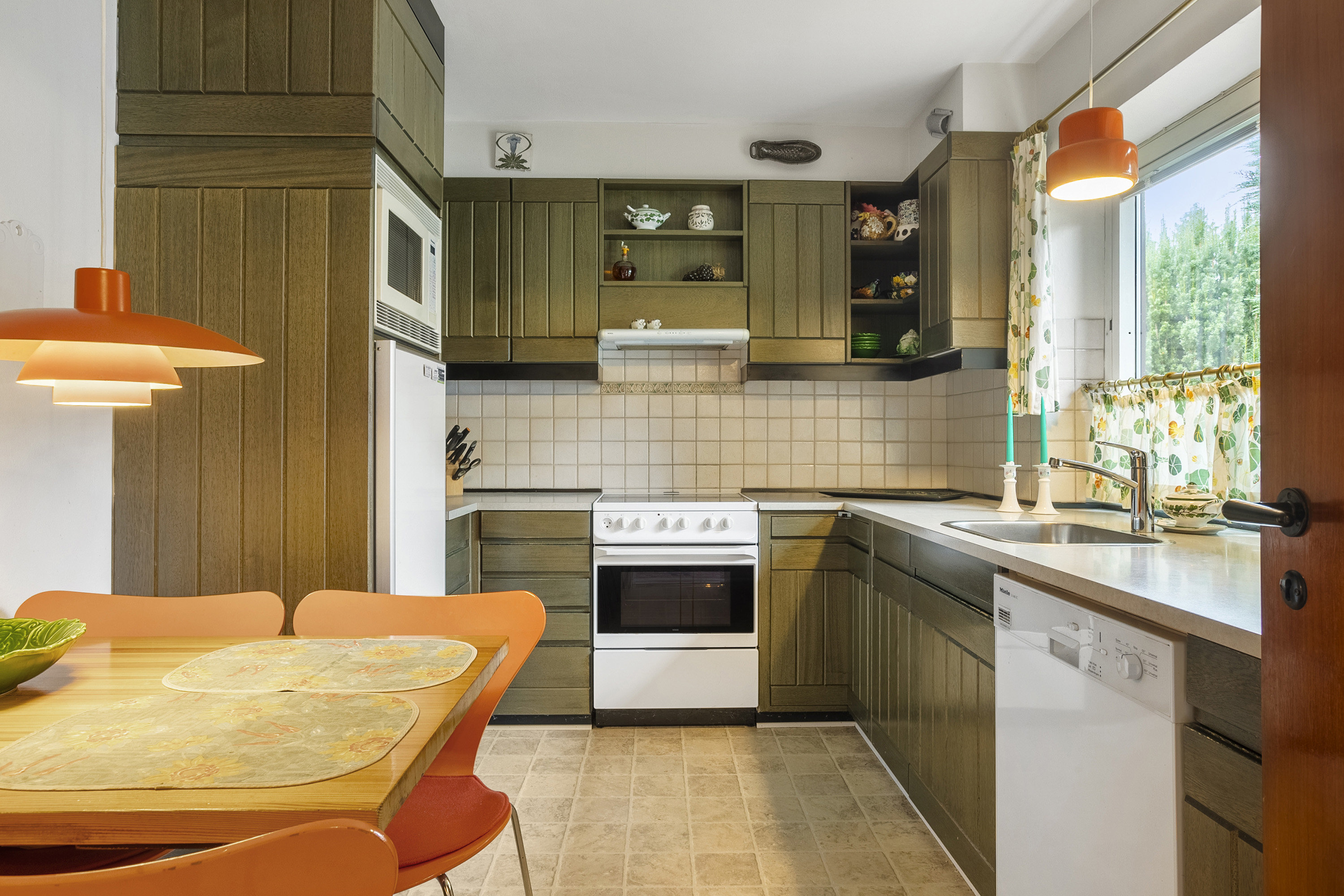 Fremhævet køkken billede i fuldskærmstilstand. Billede af Engkær 3, 6100 Haderslev