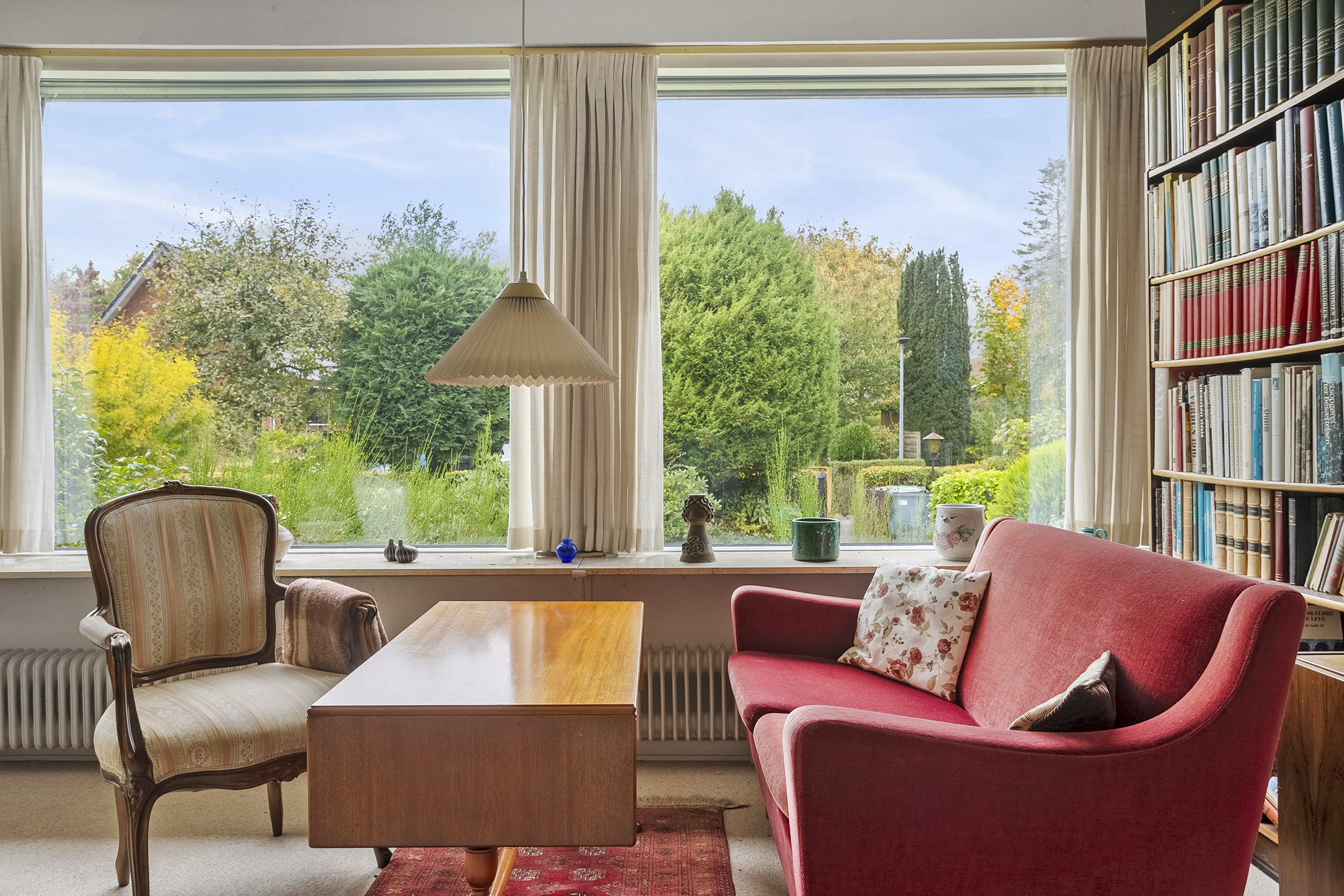 Fremhævet stue billede i fuldskærmstilstand. Billede af Engkær 3, 6100 Haderslev