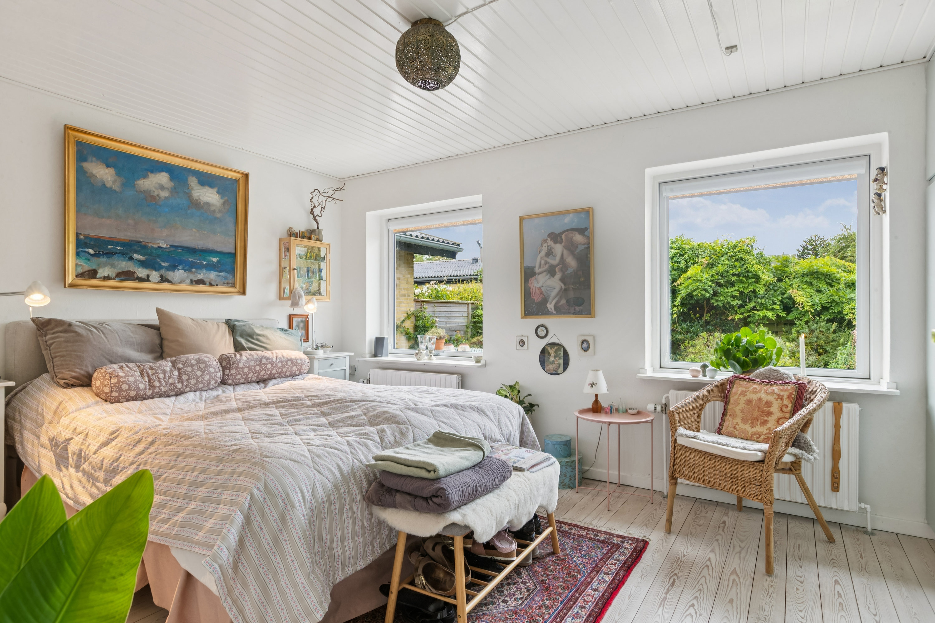 Fremhævet stue billede i fuldskærmstilstand. Billede af Erik Gudmands Vej 2B, 3140 Ålsgårde