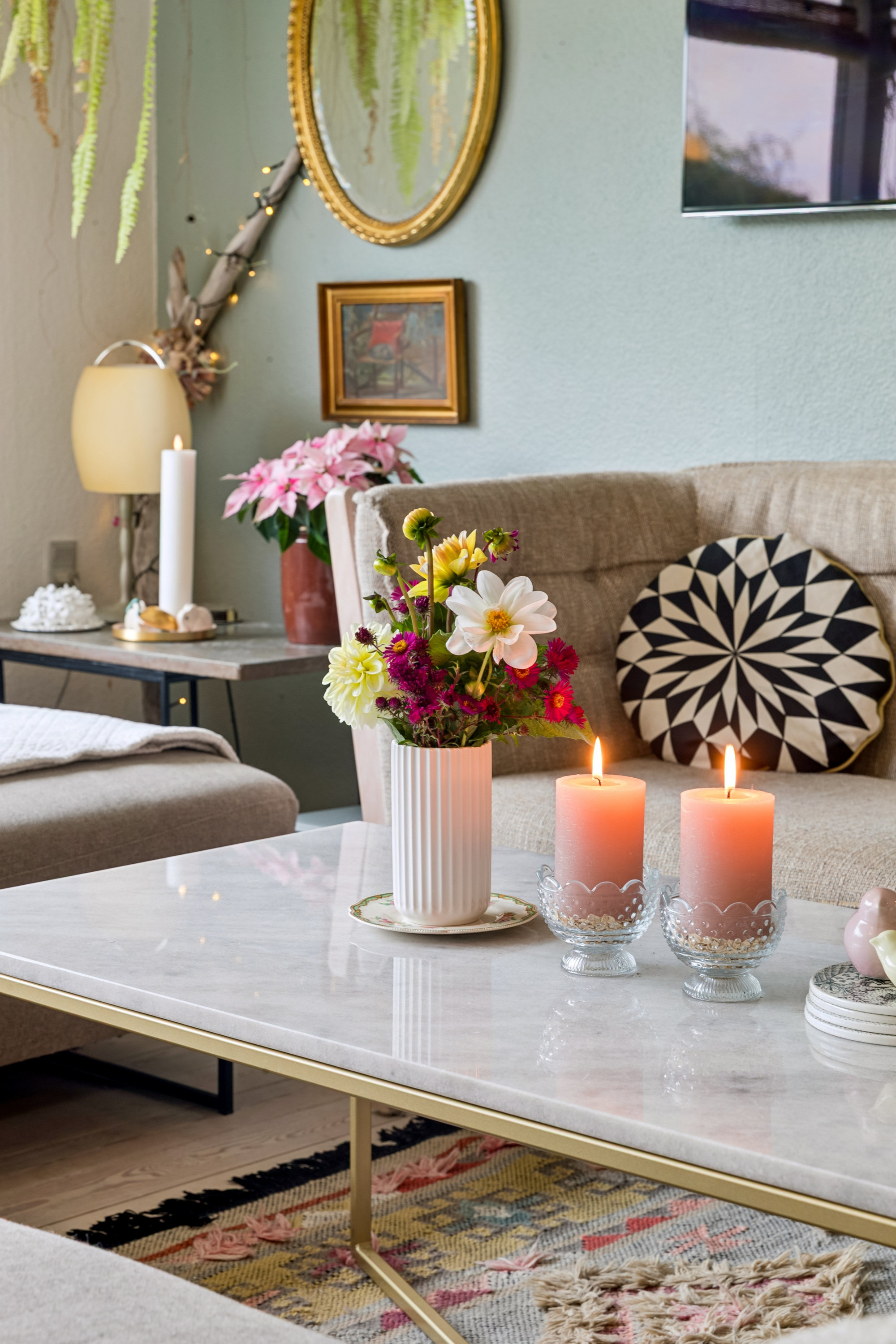 Fremhævet stue billede i fuldskærmstilstand. Billede af Erik Gudmands Vej 2B, 3140 Ålsgårde