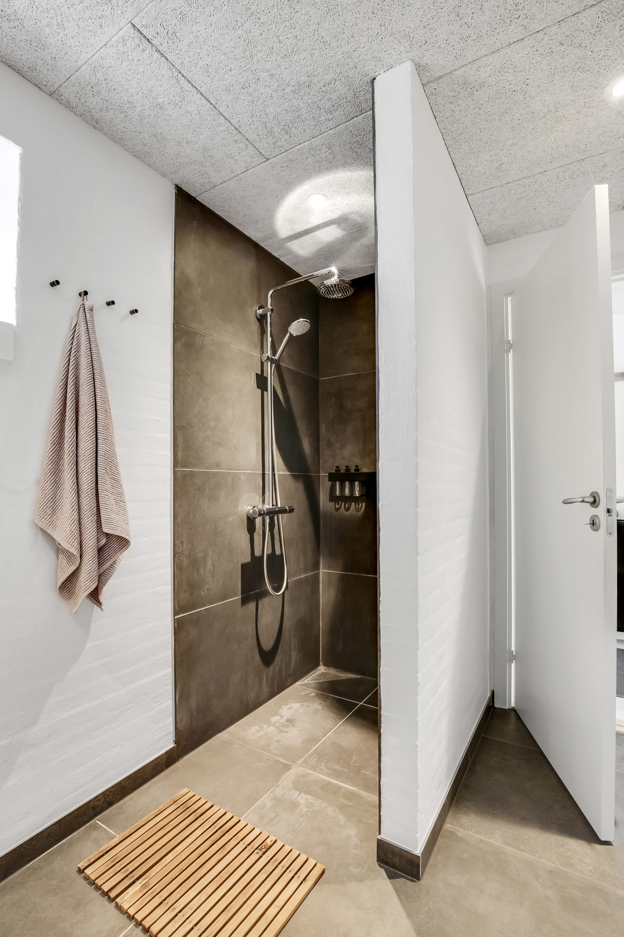 Fremhævet  billede i fuldskærmstilstand. Billede af Thorsagervej 27, Falkærgårde, 8544 Mørke