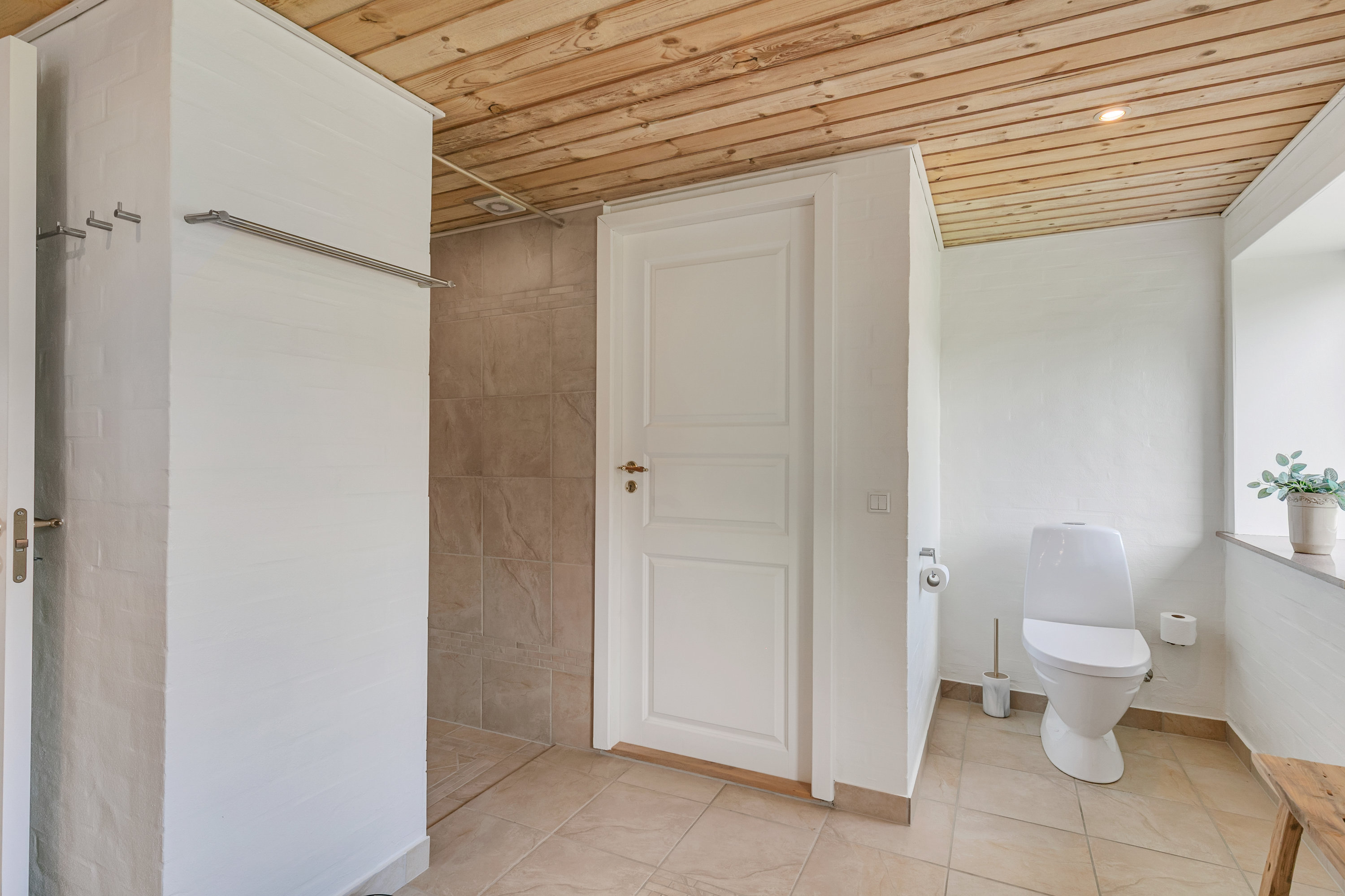 Fremhævet badeværelse billede i fuldskærmstilstand. Billede af Puggårdsvej 17, Sejstrup, 6740 Bramming