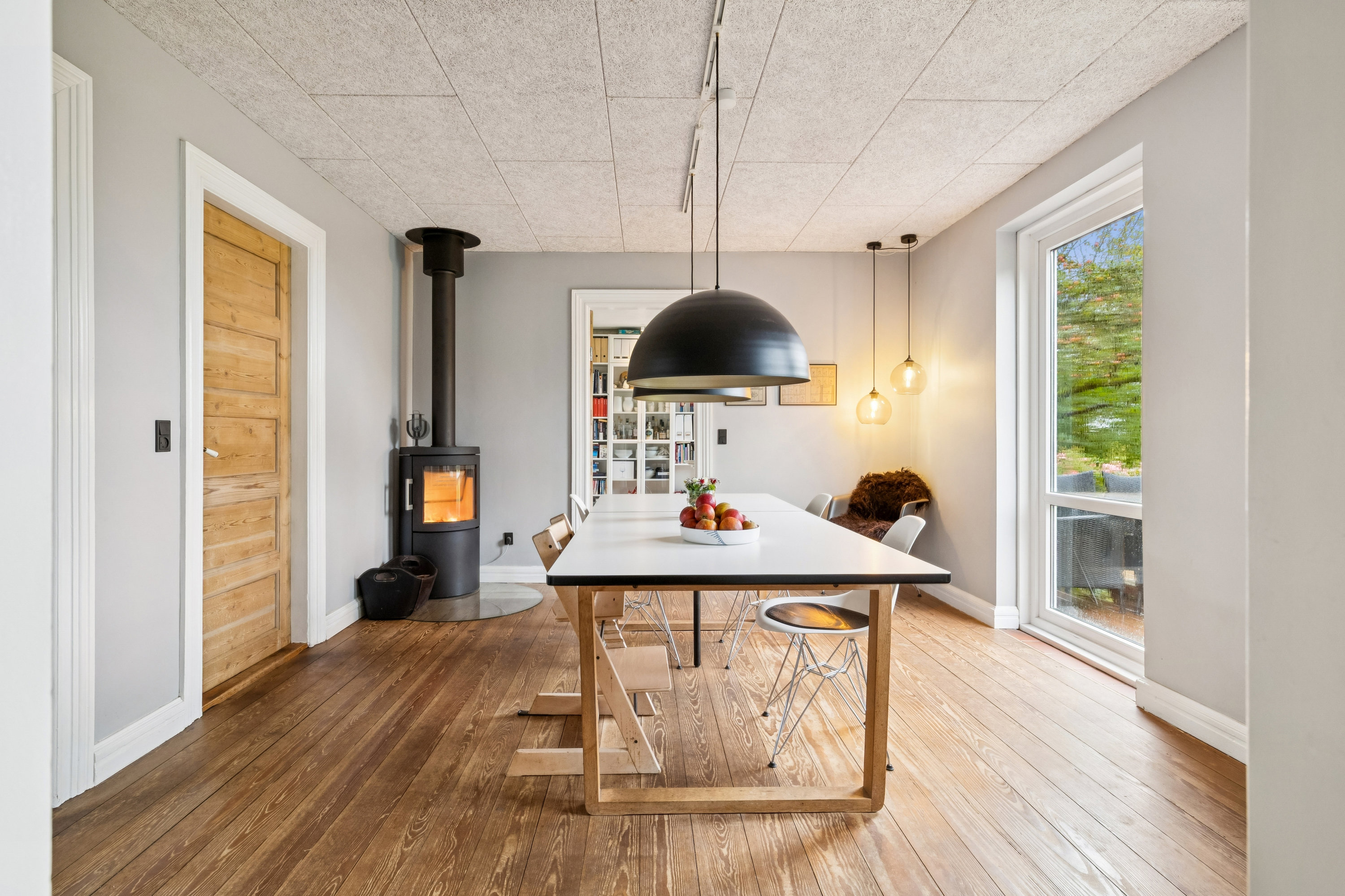 Fremhævet spisestue billede i fuldskærmstilstand. Billede af Randersvej 112, 8680 Ry