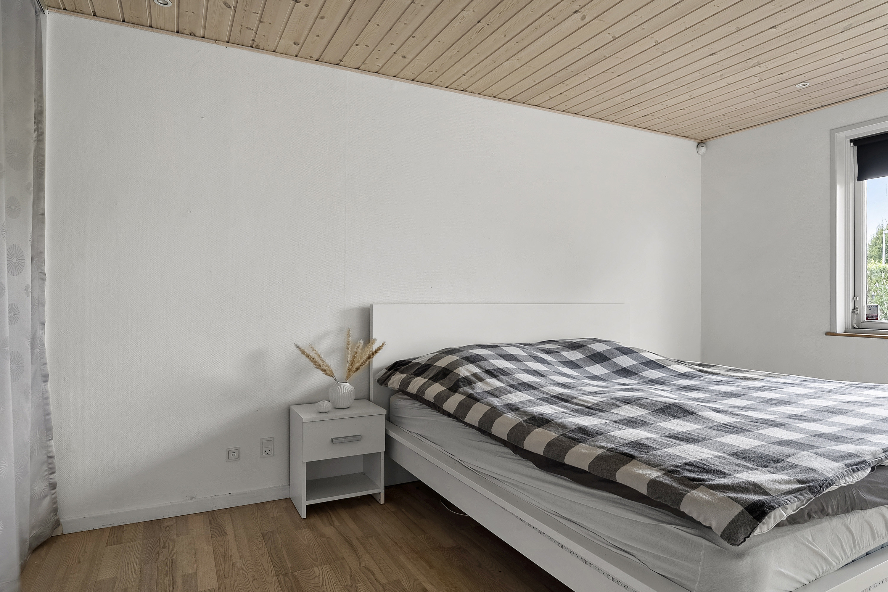 Fremhævet soveværelse billede i fuldskærmstilstand. Billede af Bankagervej 4, 8700 Horsens