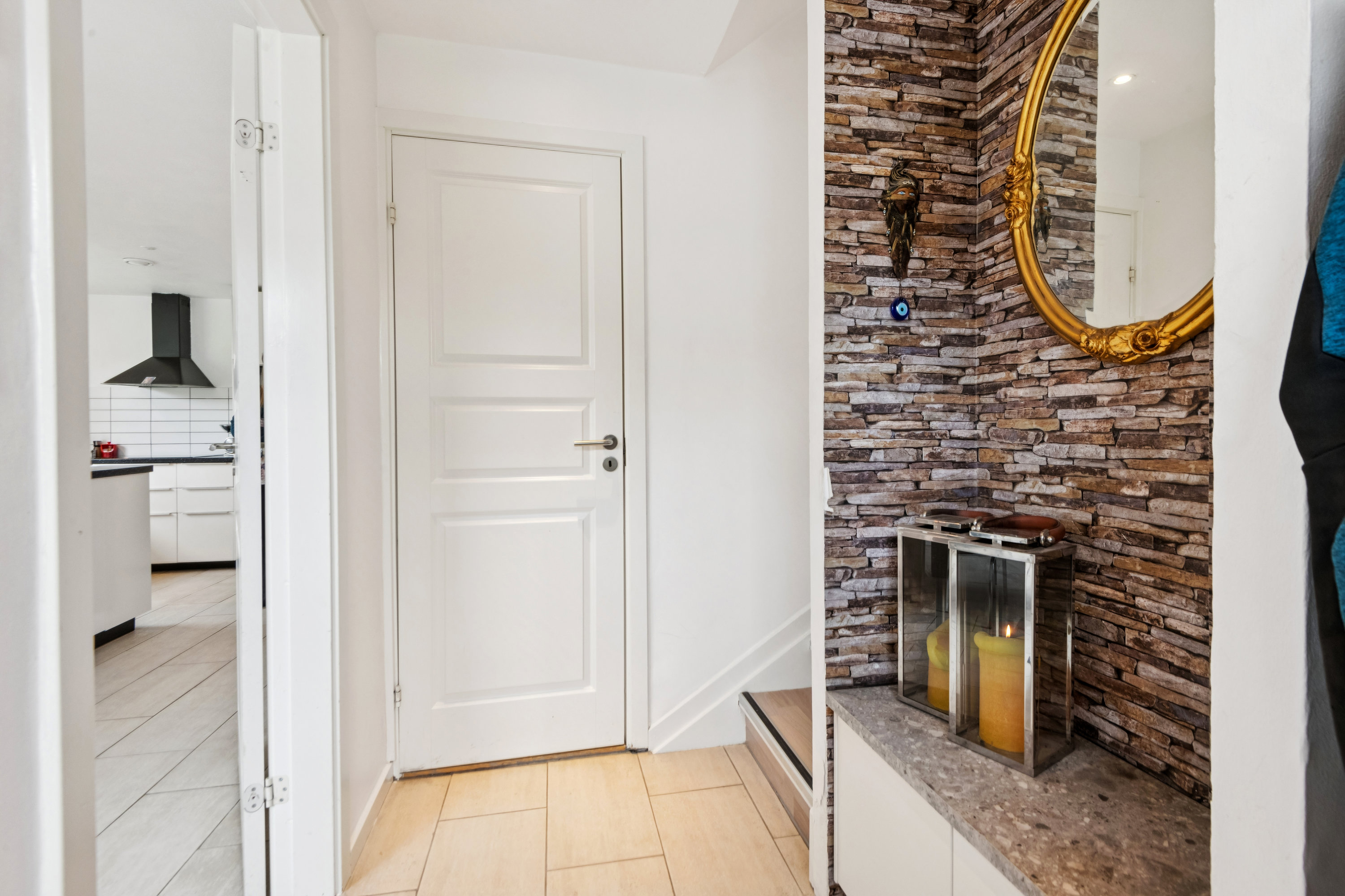 Fremhævet gang billede i fuldskærmstilstand. Billede af Schmidtsvej 16, Farstrup, 9240 Nibe