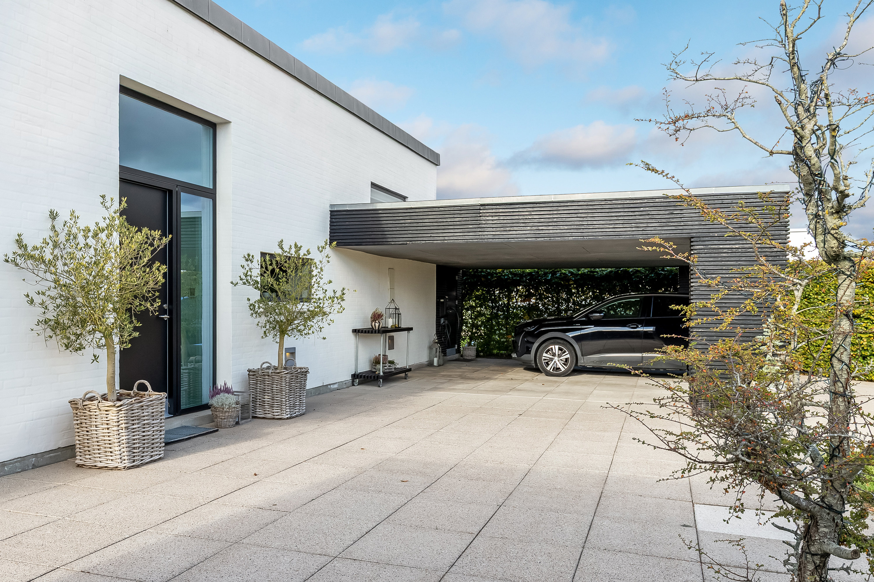 Fremhævet carport billede i fuldskærmstilstand. Billede af Goldbæk Alle 24, Dalby, 6000 Kolding