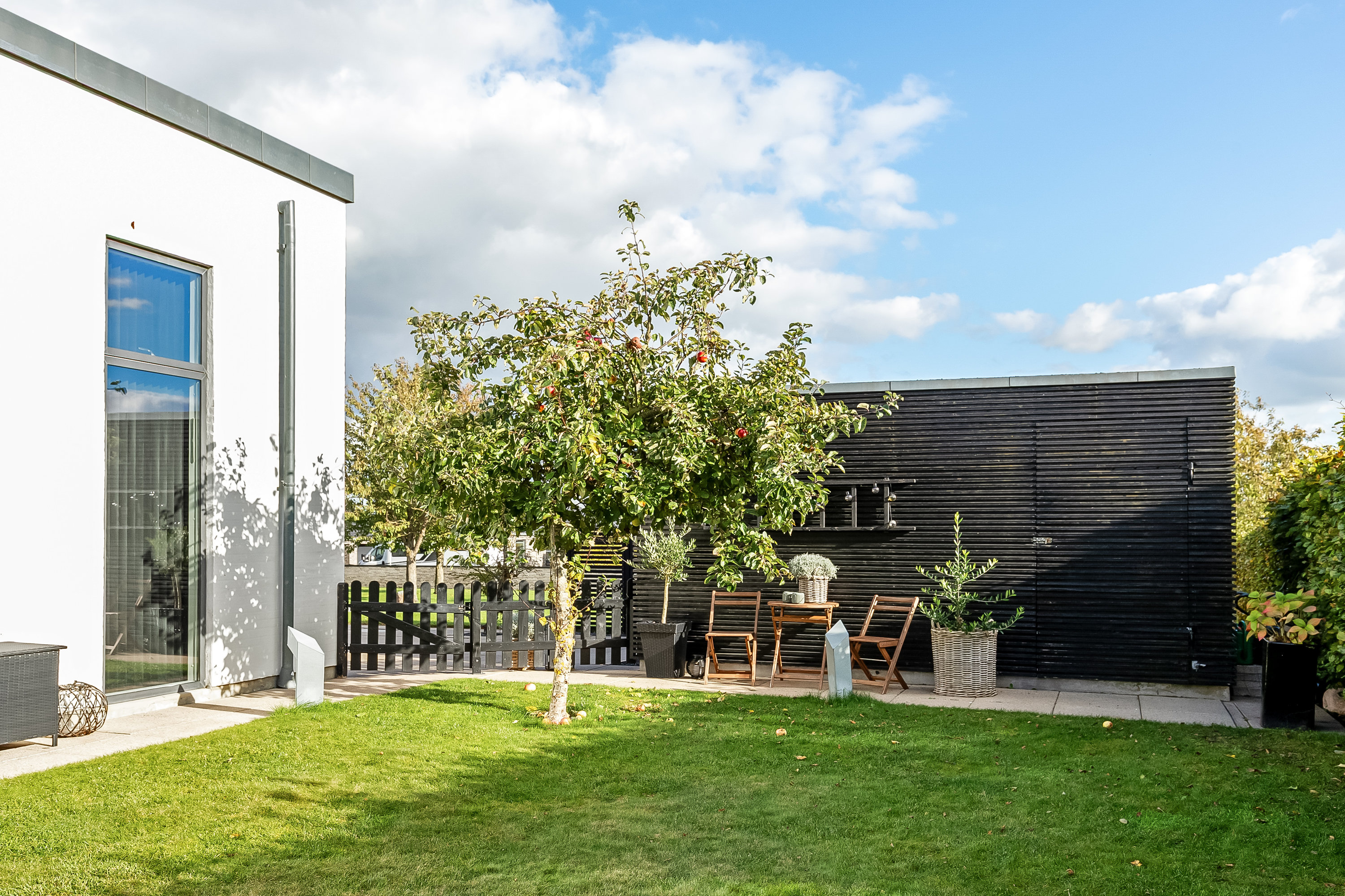 Fremhævet have billede i fuldskærmstilstand. Billede af Goldbæk Alle 24, Dalby, 6000 Kolding