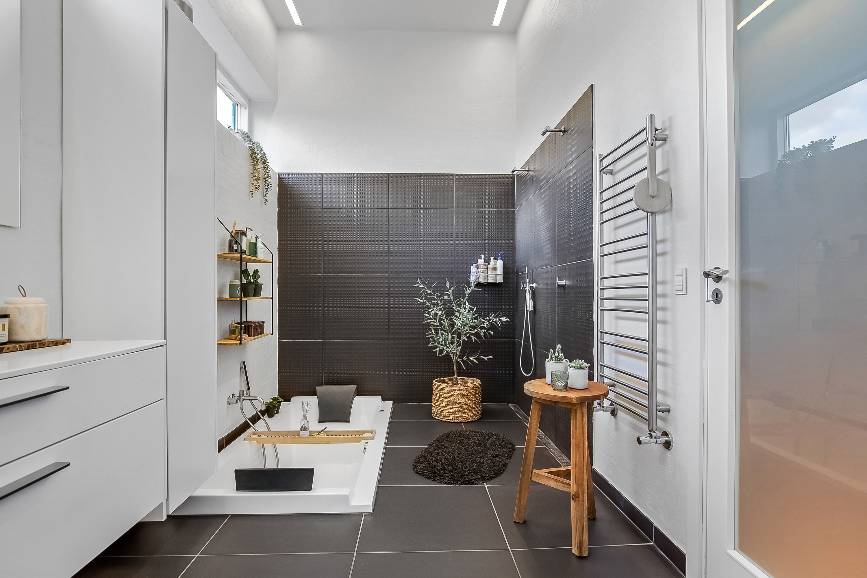 Fremhævet badeværelse billede i fuldskærmstilstand. Billede af Goldbæk Alle 24, Dalby, 6000 Kolding