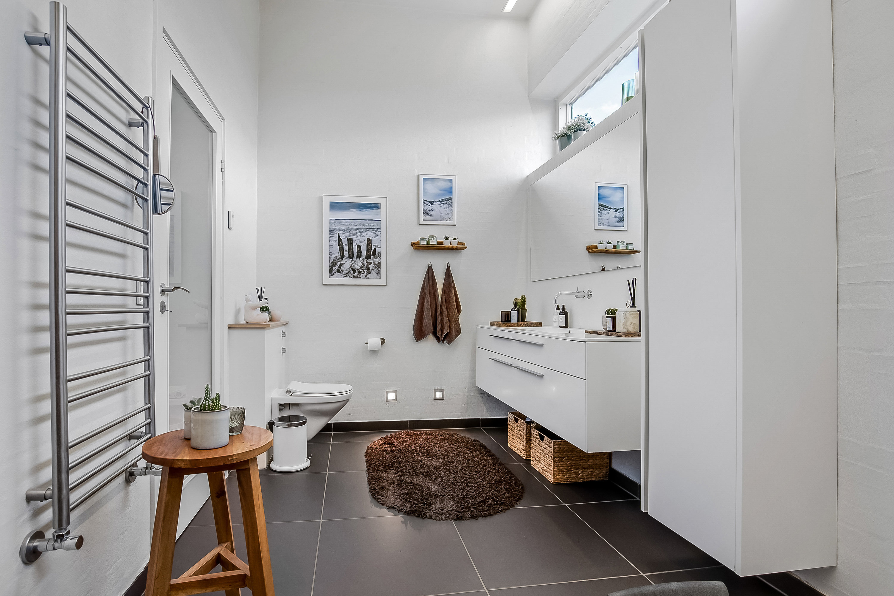 Fremhævet badeværelse billede i fuldskærmstilstand. Billede af Goldbæk Alle 24, Dalby, 6000 Kolding