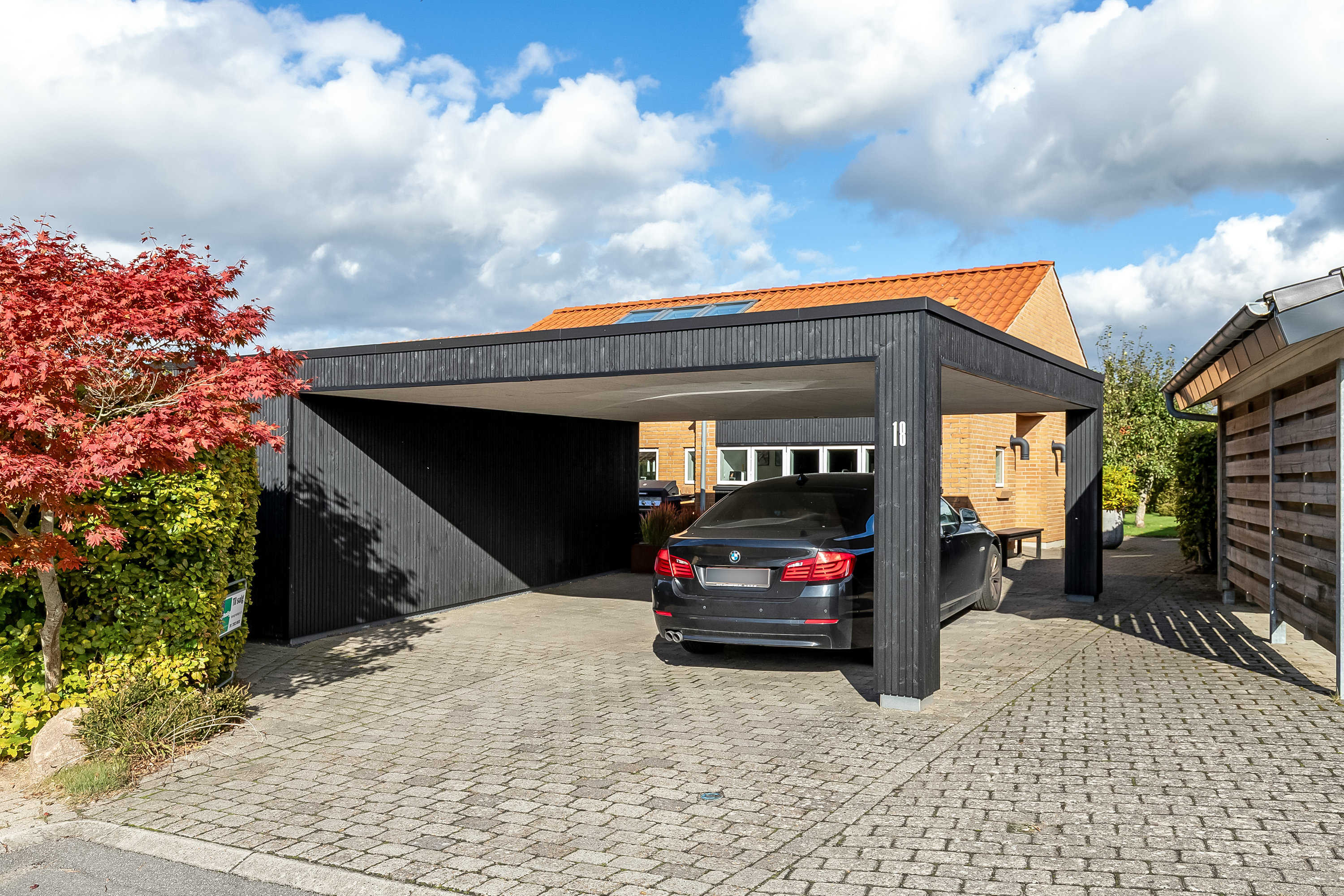 Miniaturebillede 2: carport. Billede af Lavendelvej 18, Nr. Bjert, 6000 Kolding