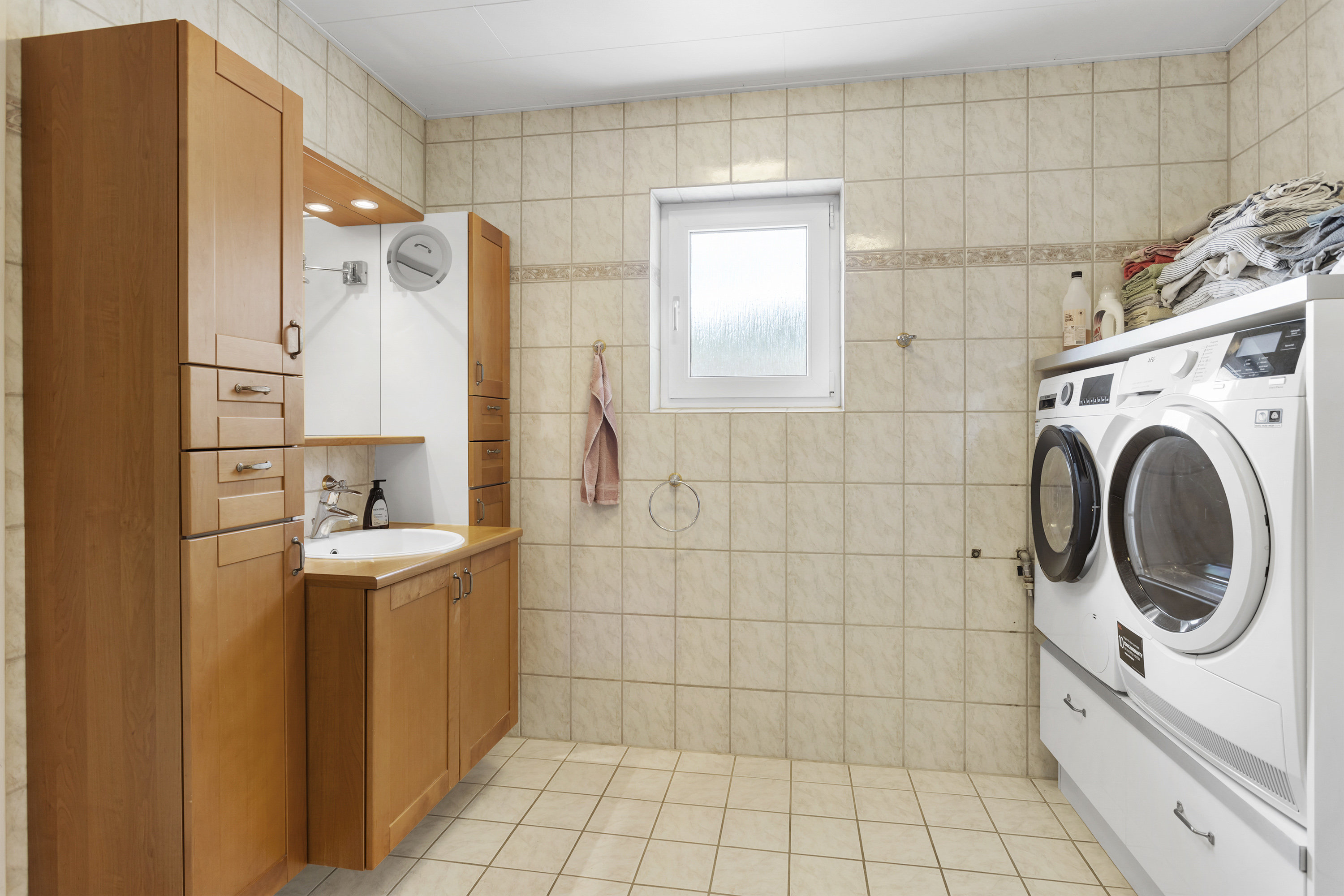 Fremhævet badeværelse billede i fuldskærmstilstand. Billede af Lyngsvej 4, Kilden, 9900 Frederikshavn