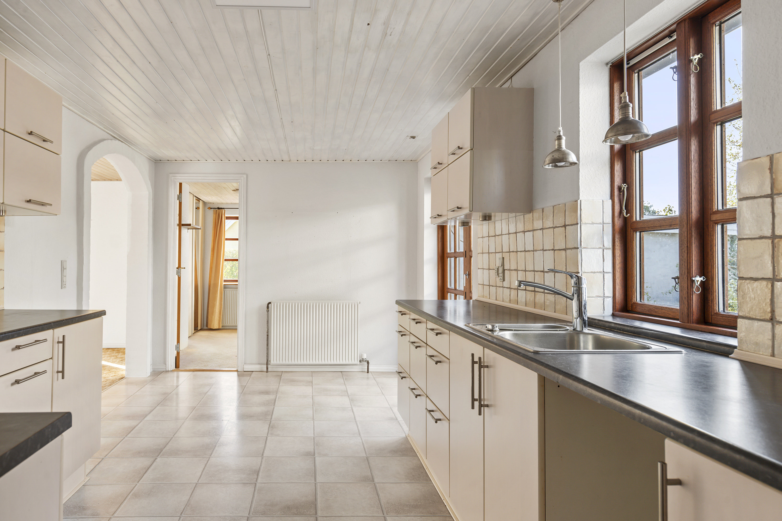 Fremhævet køkken billede i fuldskærmstilstand. Billede af Østergade 35, 9631 Gedsted