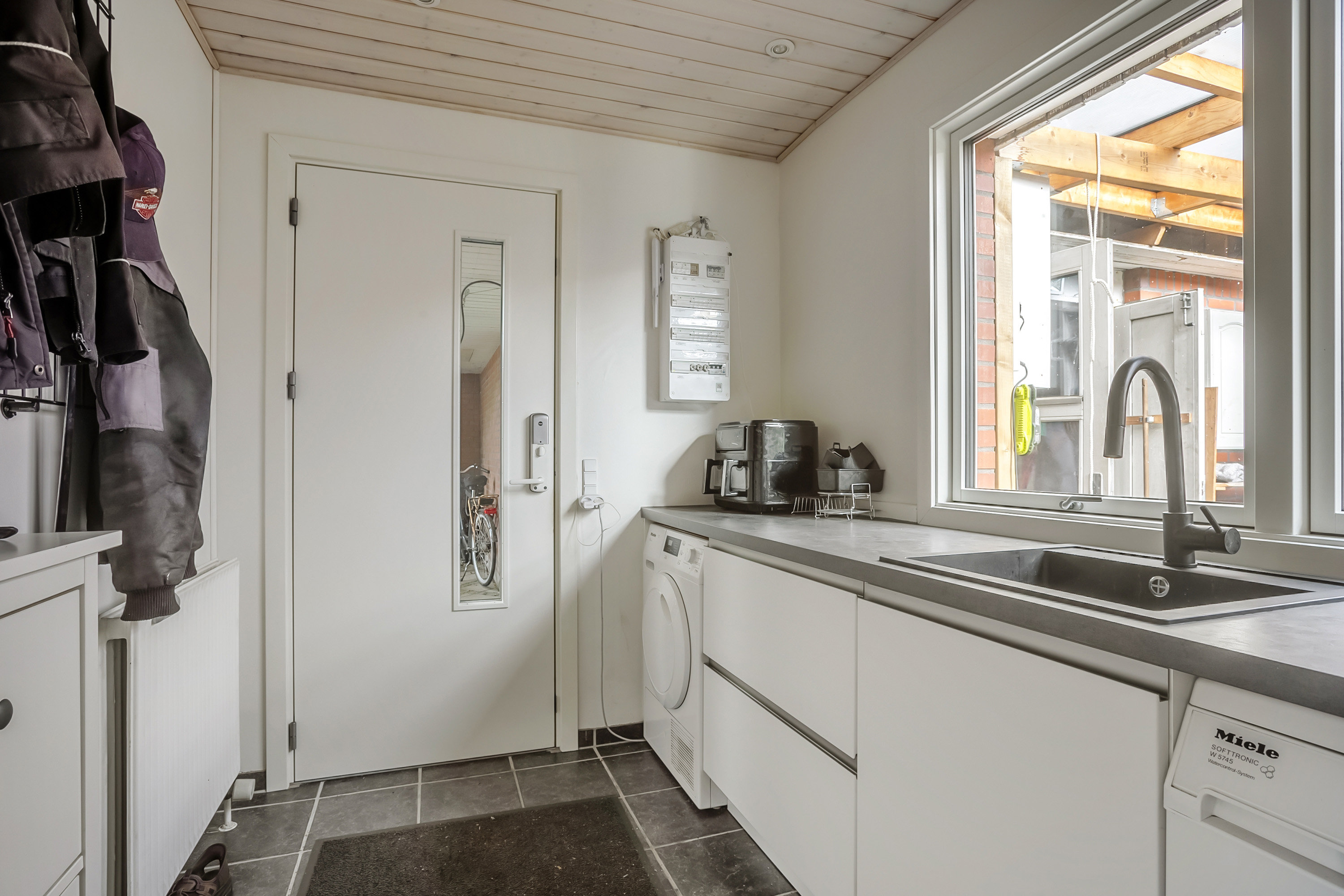 Fremhævet bryggers billede i fuldskærmstilstand. Billede af Morbærvej 32, 6600 Vejen