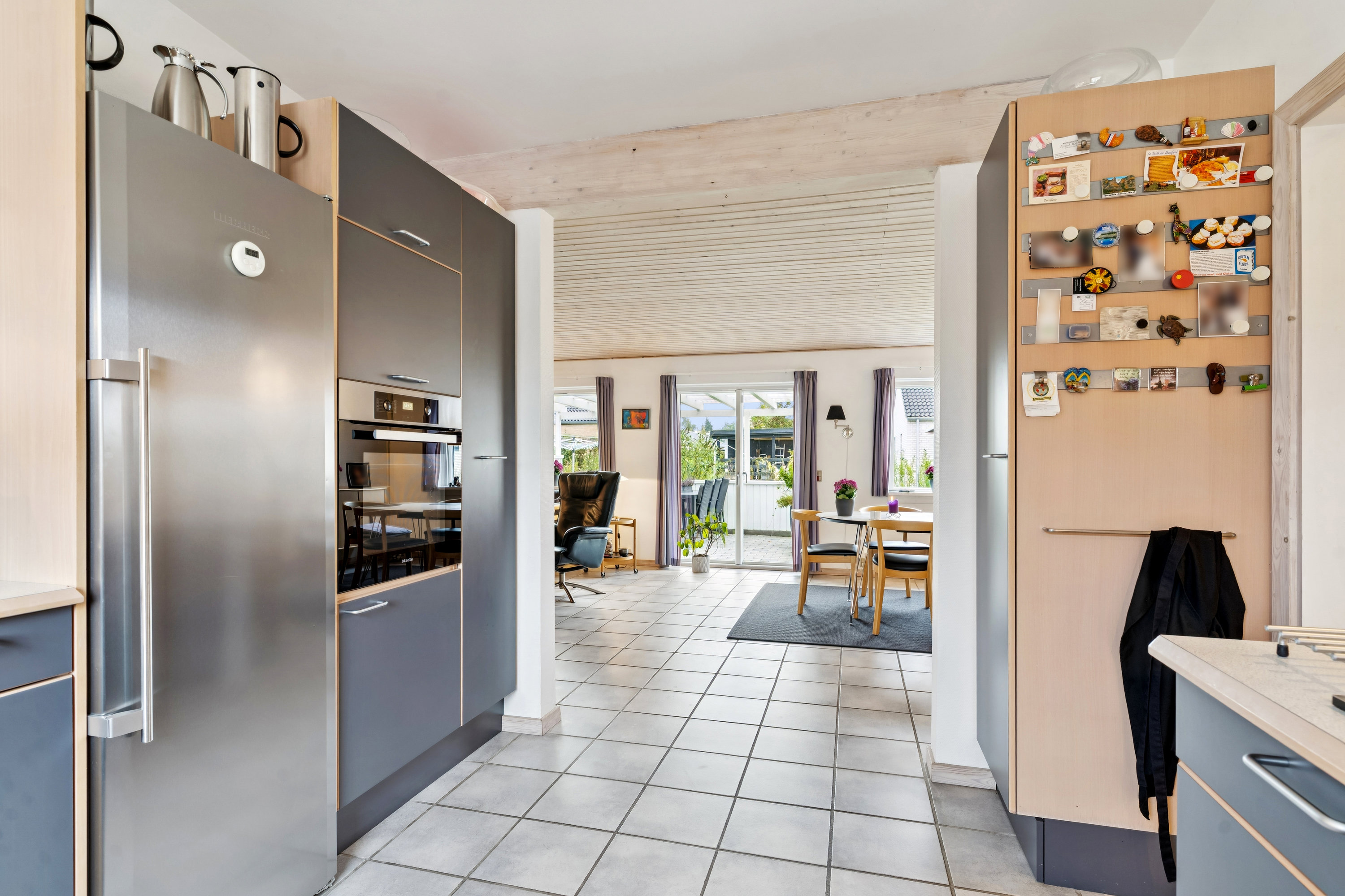 Fremhævet gang billede i fuldskærmstilstand. Billede af Borgerdiget 128, 2730 Herlev