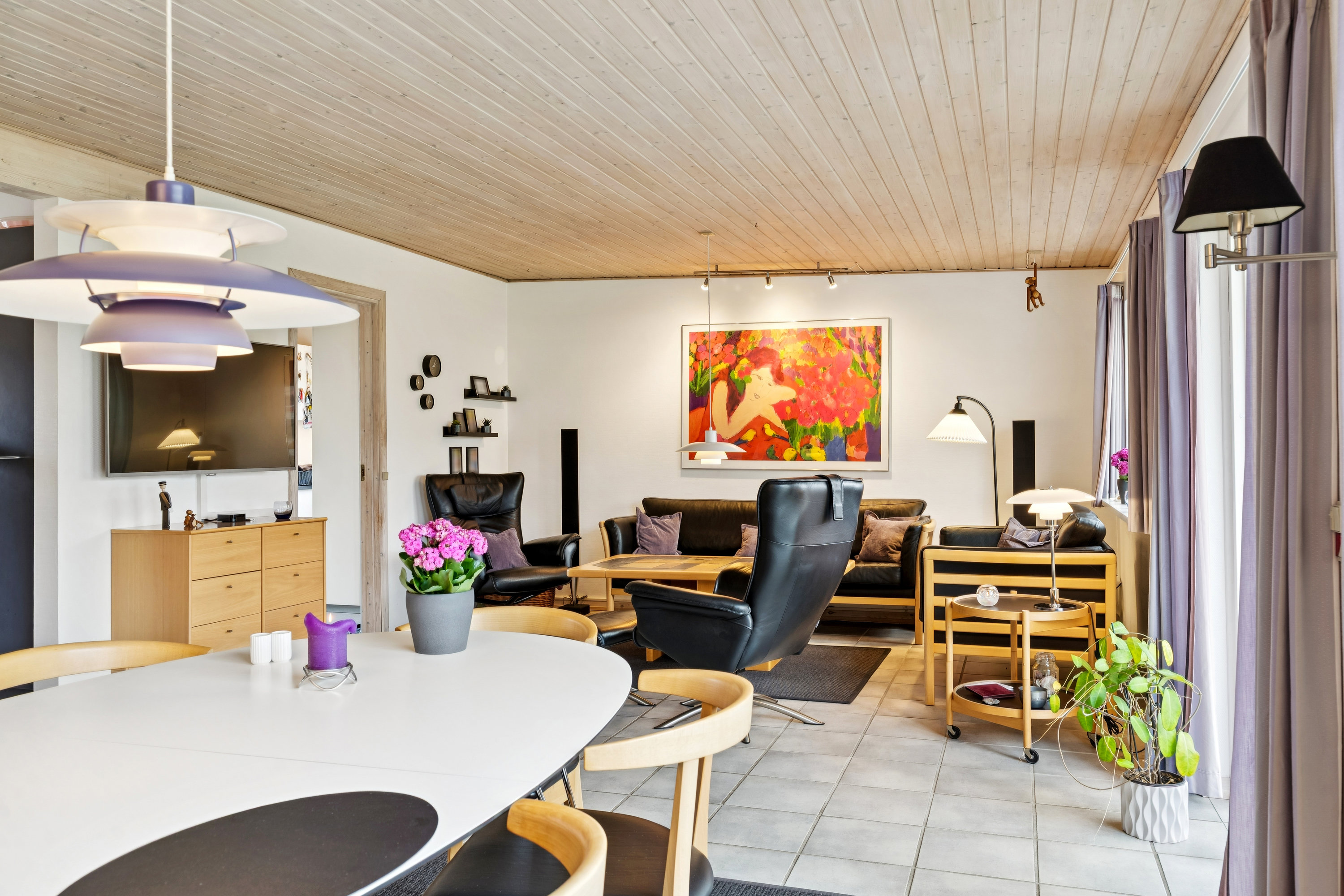 Fremhævet køkken billede i fuldskærmstilstand. Billede af Borgerdiget 128, 2730 Herlev