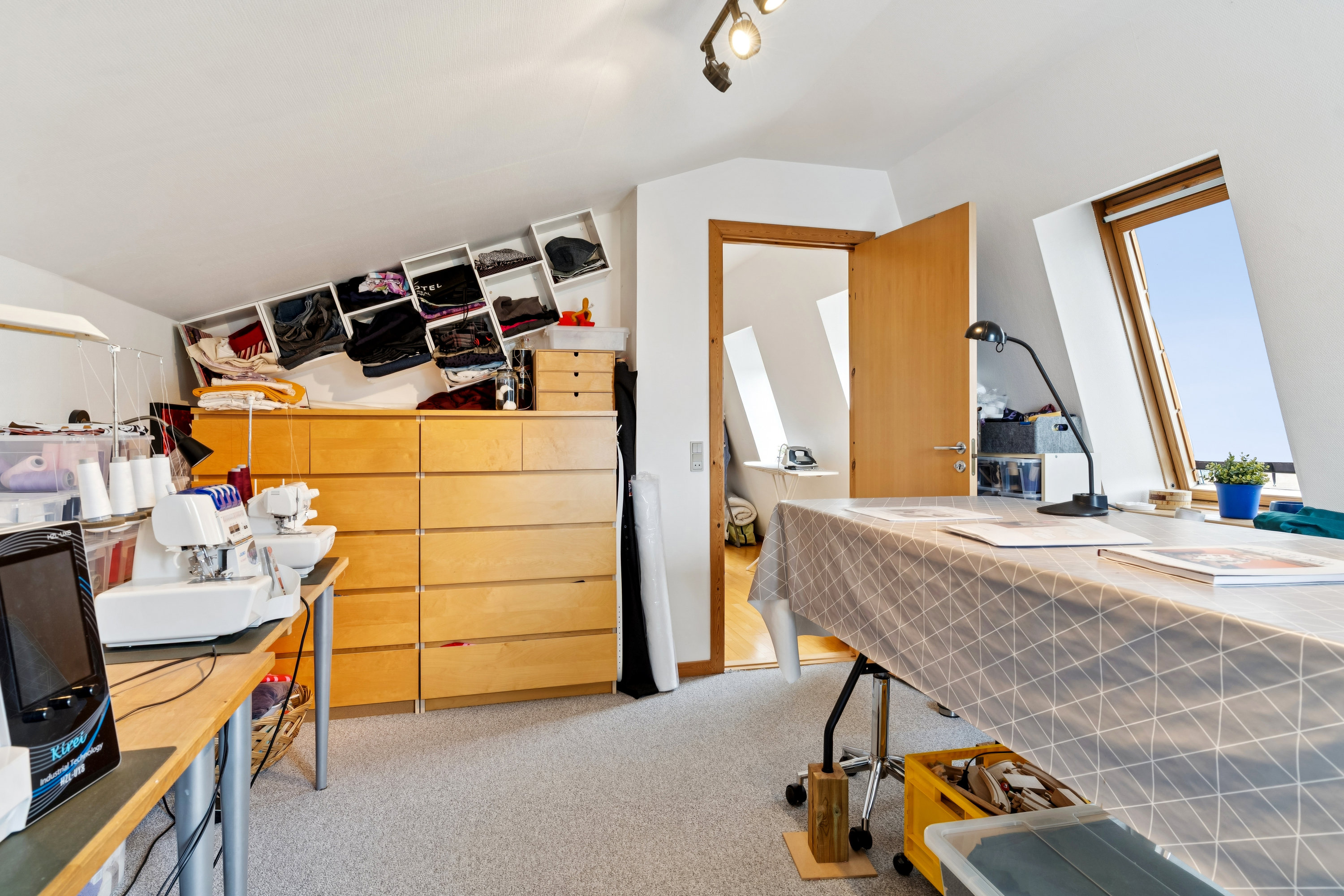 Fremhævet værelse billede i fuldskærmstilstand. Billede af Borgerdiget 128, 2730 Herlev