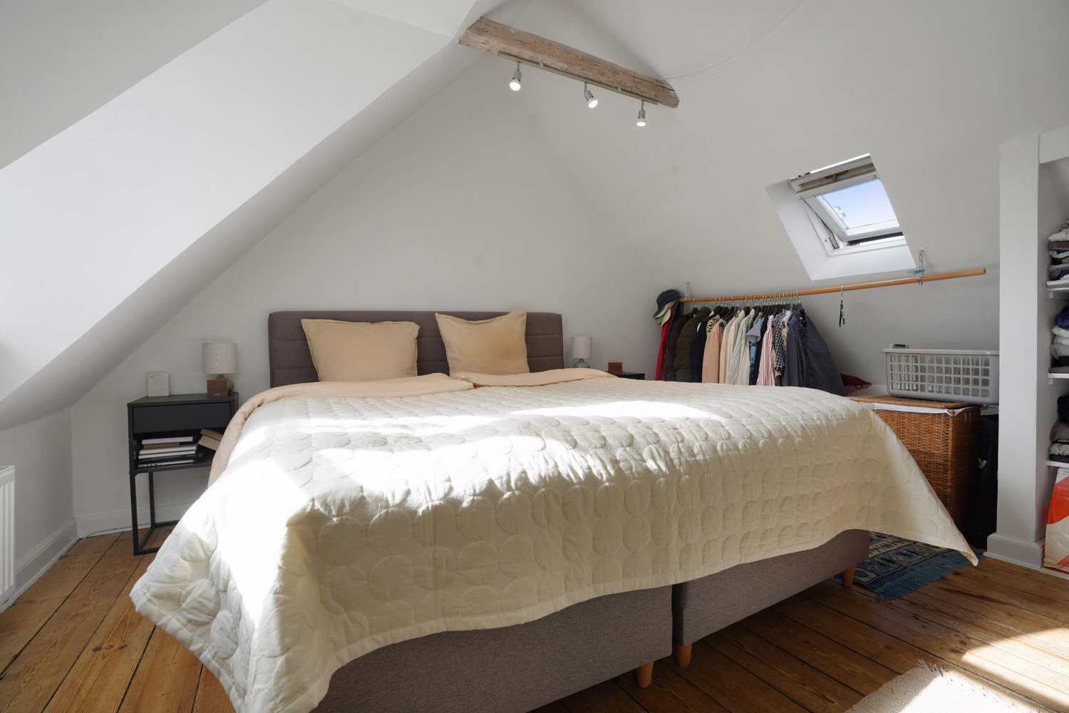 Fremhævet  billede i fuldskærmstilstand. Billede af Kirkegårds Allé 7, 5000 Odense C