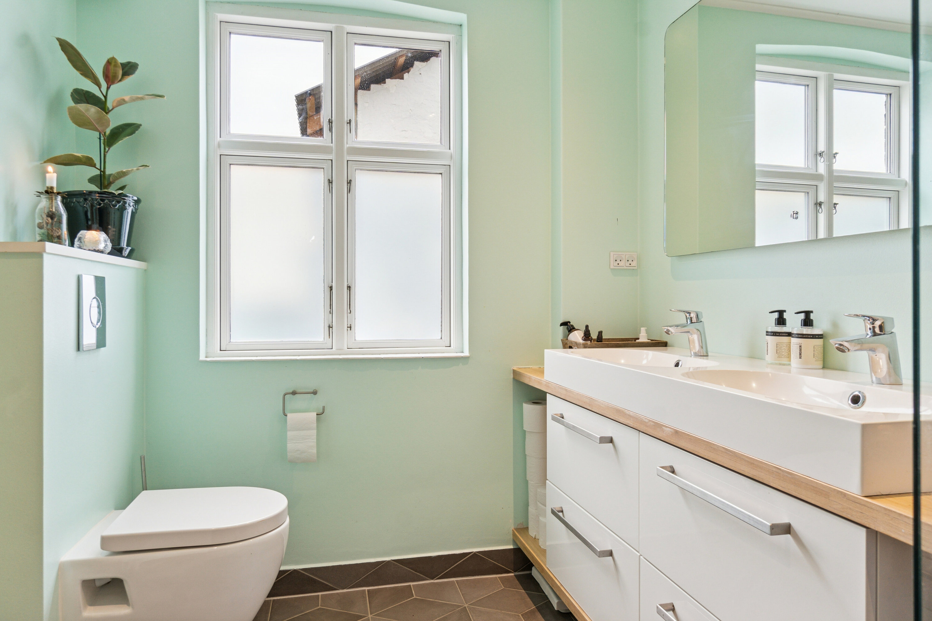 Fremhævet badeværelse billede i fuldskærmstilstand. Billede af Møllevej 40, Tornemark, 4262 Sandved