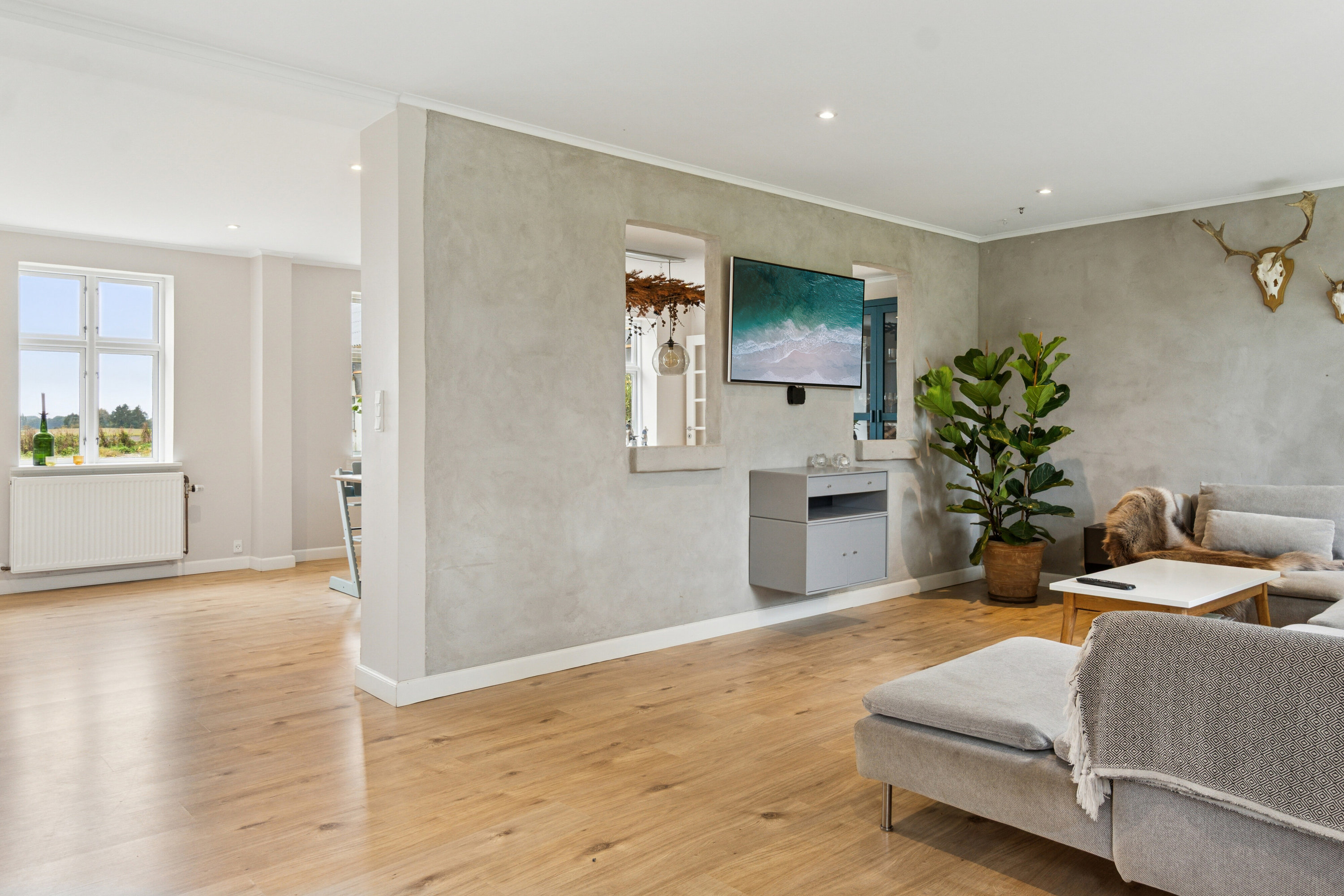 Fremhævet stue billede i fuldskærmstilstand. Billede af Møllevej 40, Tornemark, 4262 Sandved