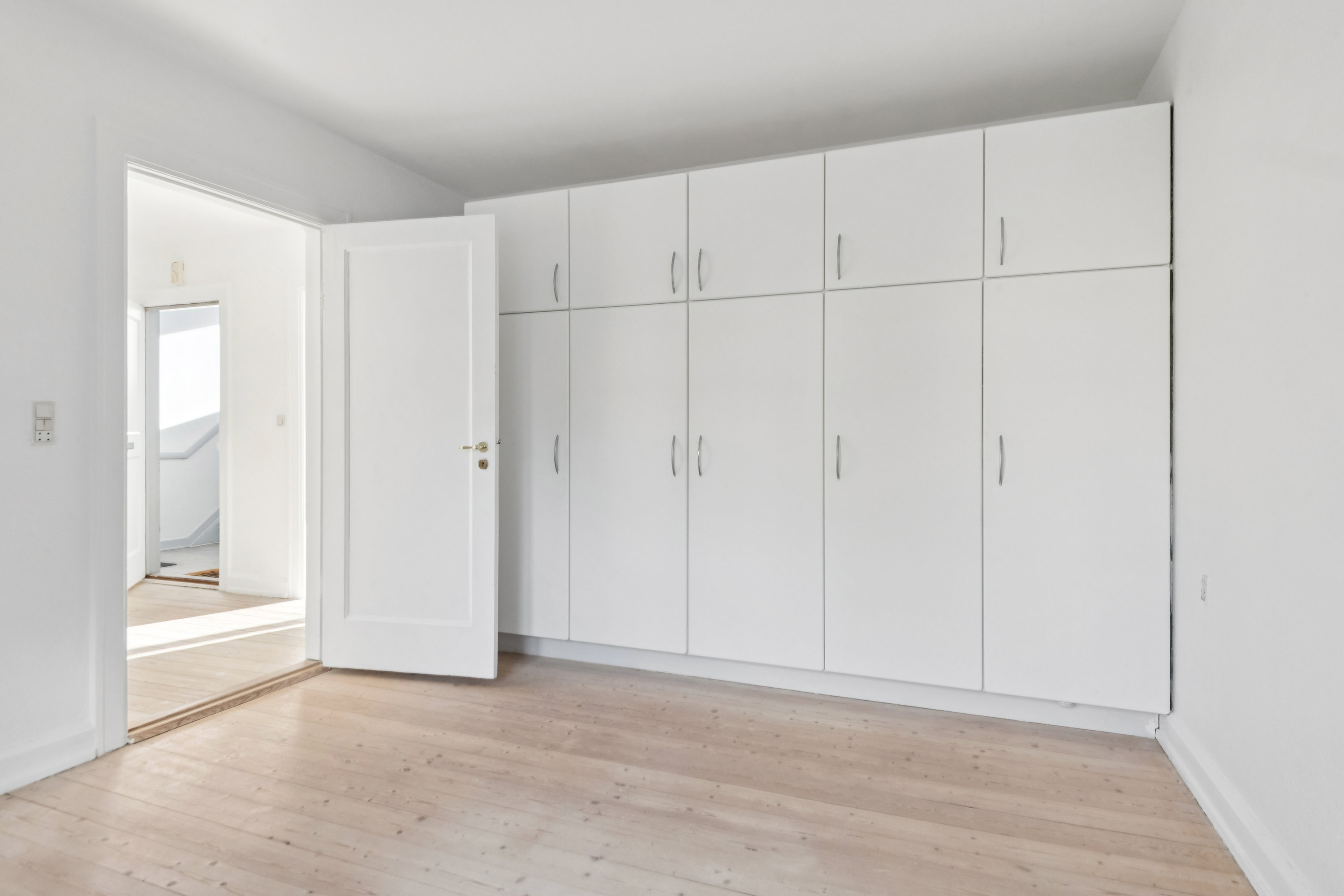 Fremhævet værelse billede i fuldskærmstilstand. Billede af Ivar Huitfeldts Gade 3, 1. tv., 9000 Aalborg