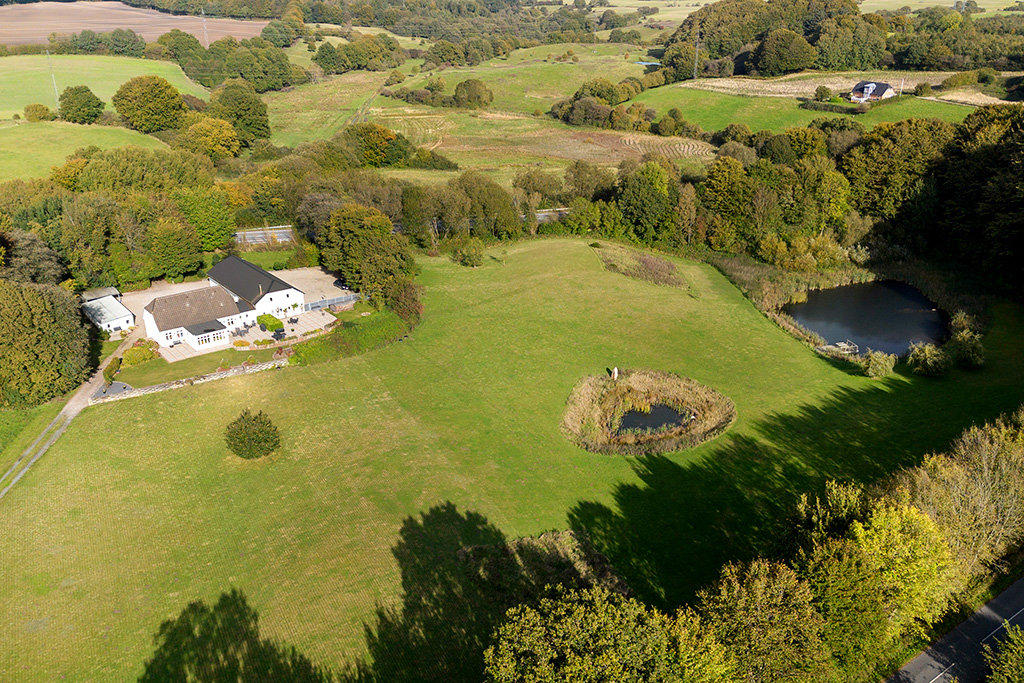 Landejendom på Sønderborgvej 94, Sønder-Hostrup, 6200 Aabenraa