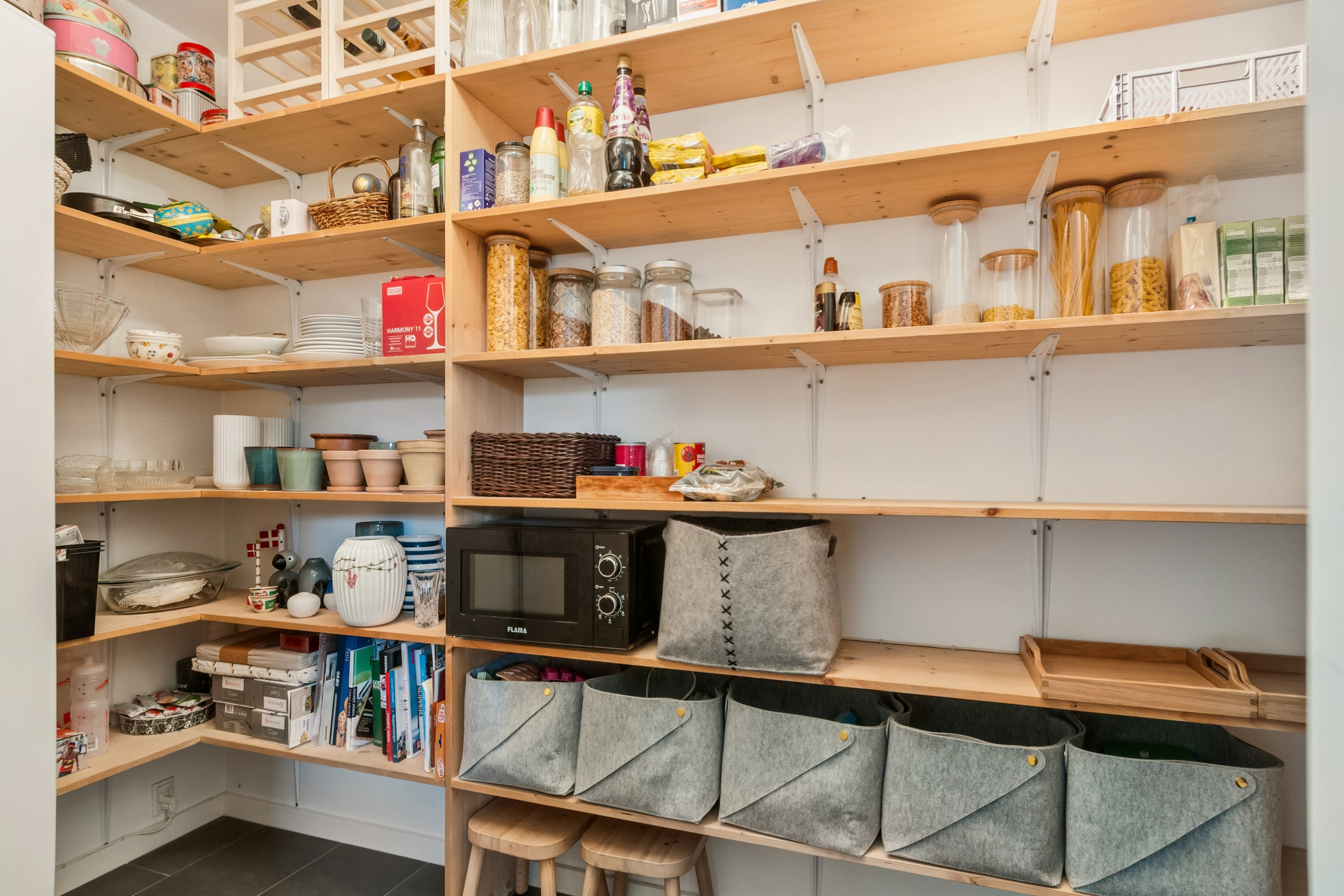 Fremhævet køkken billede i fuldskærmstilstand. Billede af Arnborgvej 10, 2770 Kastrup