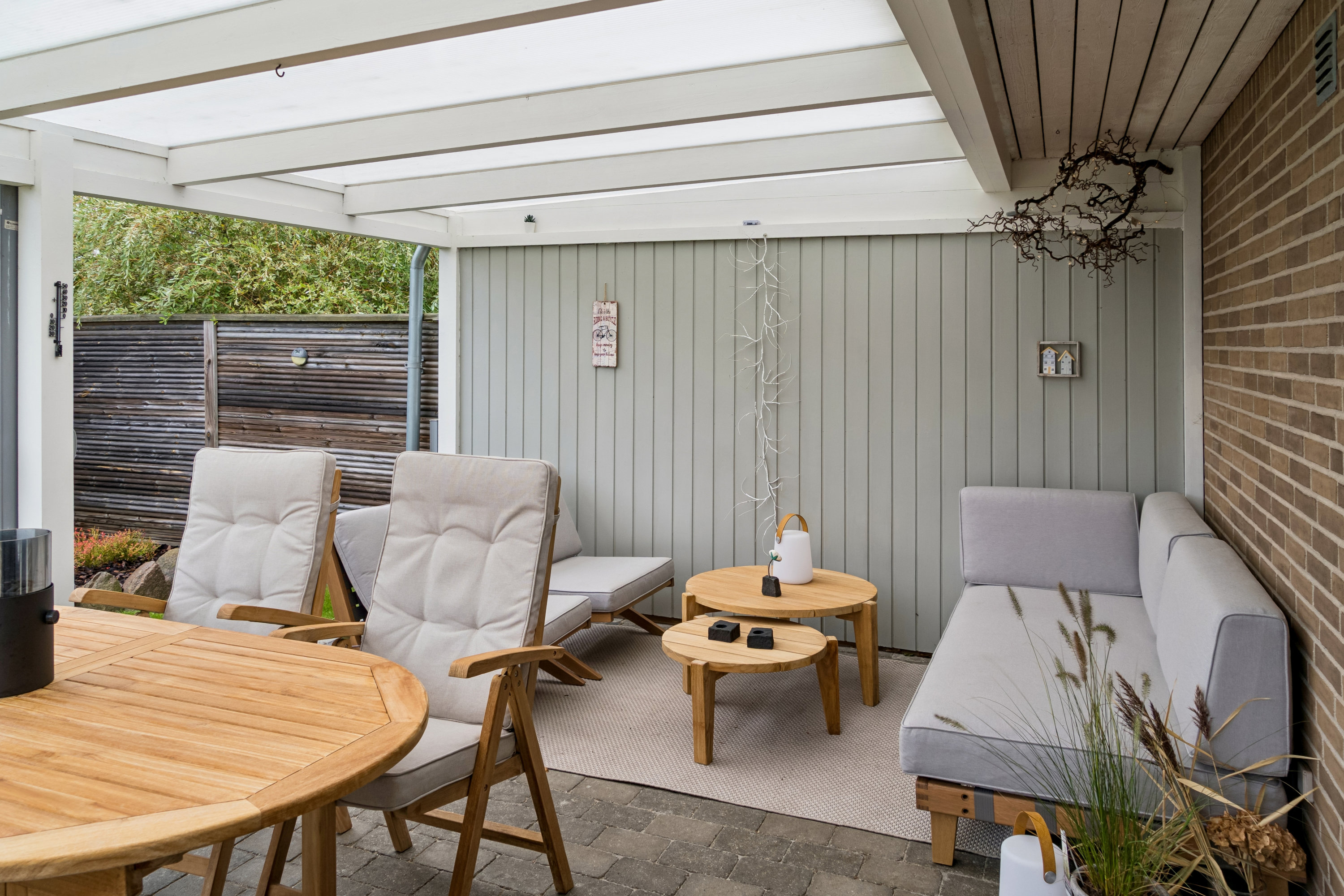 Fremhævet stue billede i fuldskærmstilstand. Billede af Meteorvej 16, 2730 Herlev