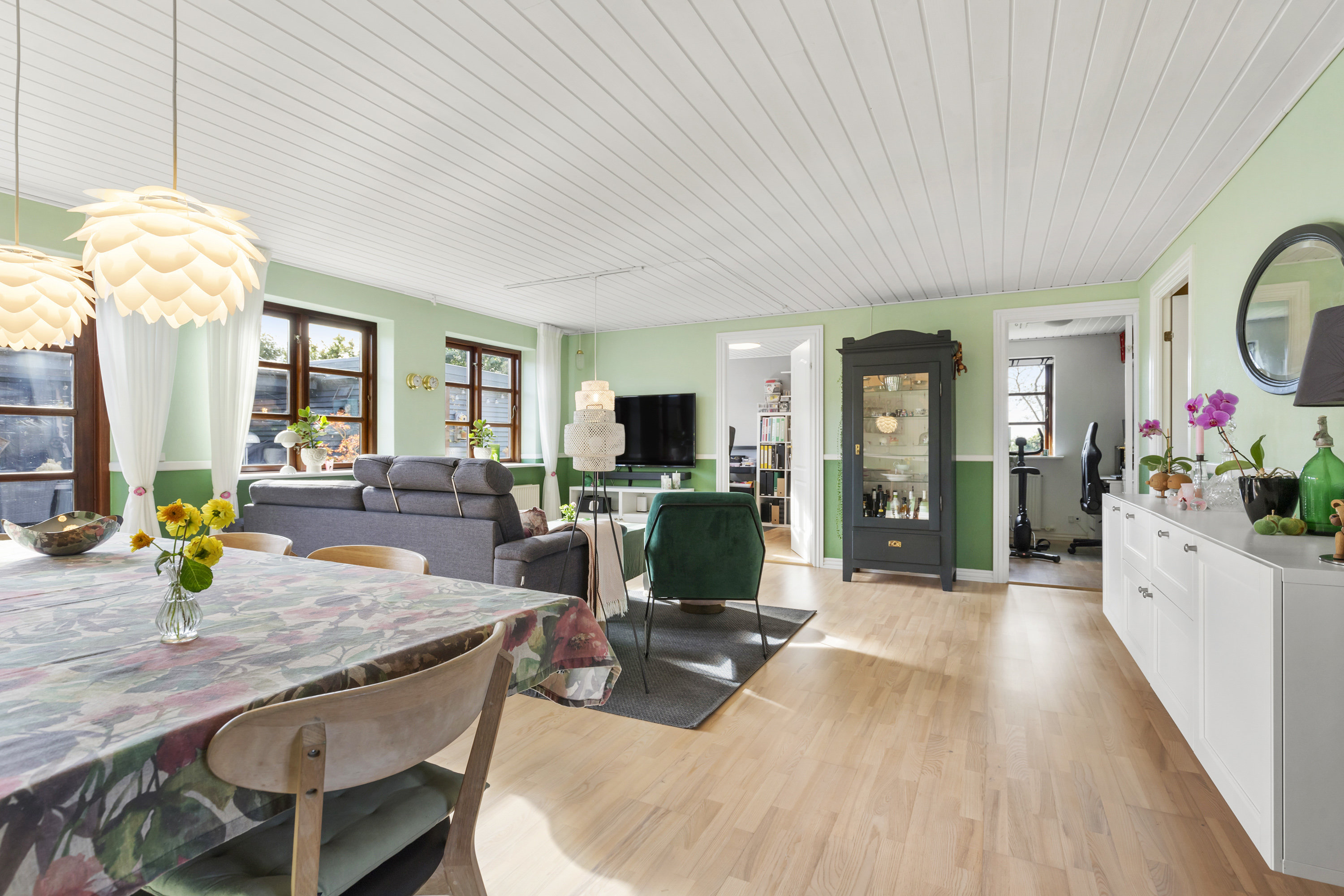 Fremhævet stue billede i fuldskærmstilstand. Billede af Keldgårdvej 28, 9600 Aars