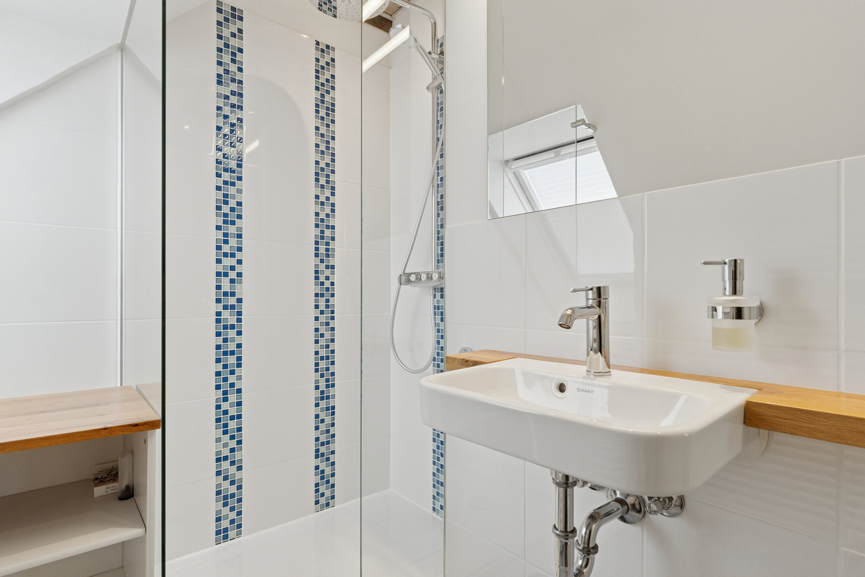 Fremhævet badeværelse billede i fuldskærmstilstand. Billede af Bovvej 29, 6330 Padborg