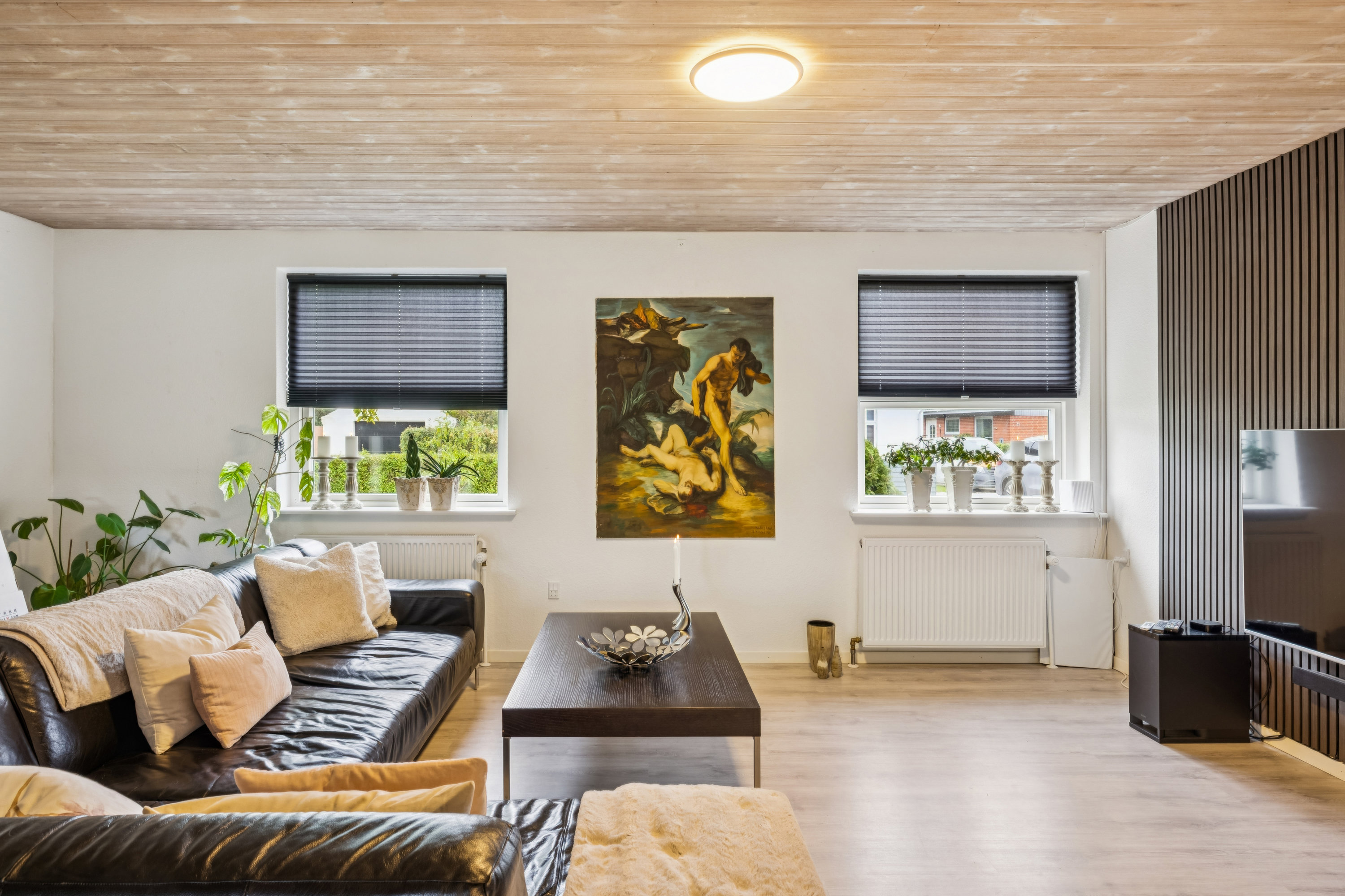 Fremhævet stue billede i fuldskærmstilstand. Billede af Vestergade 36, 8444 Balle