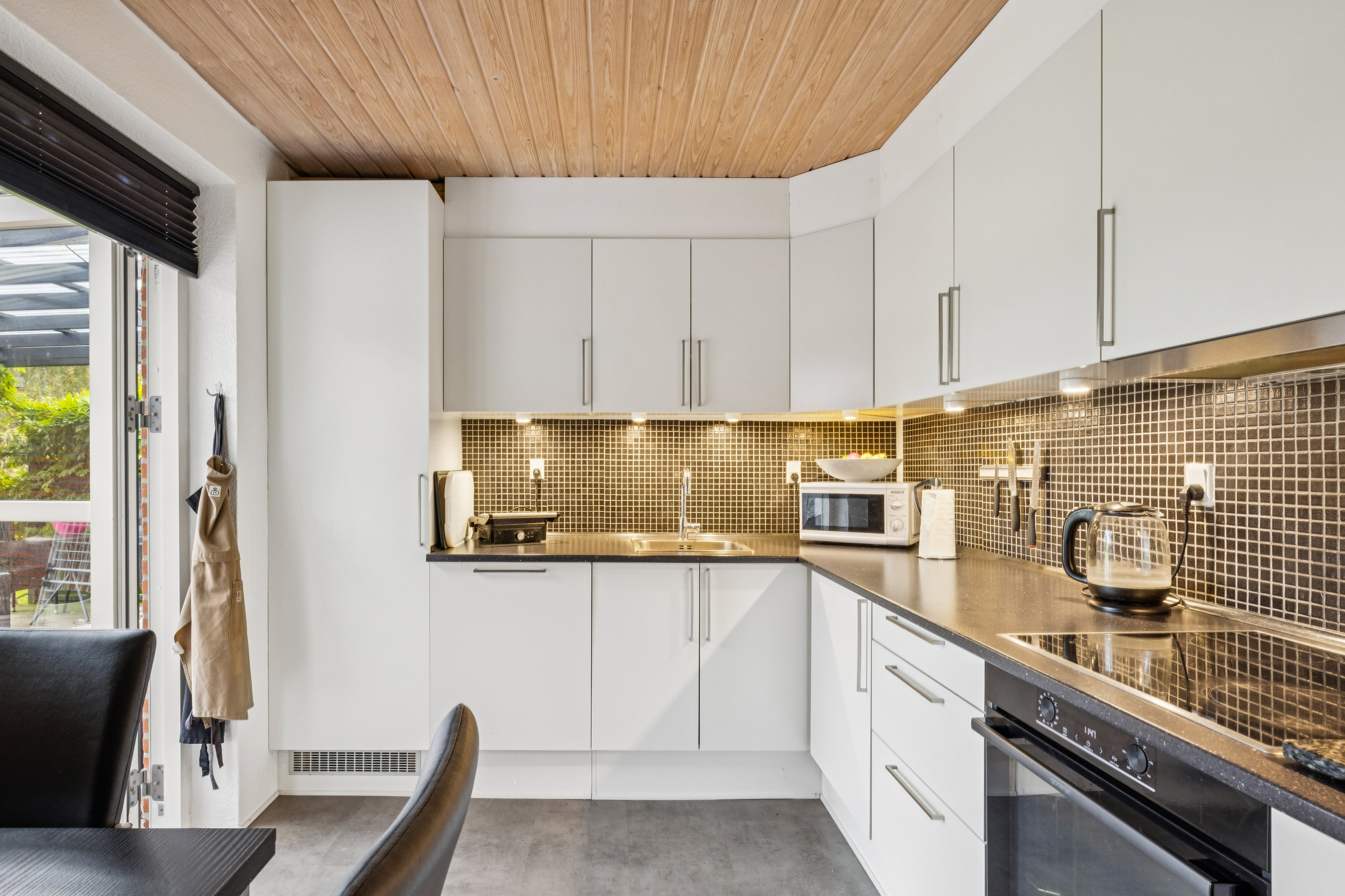 Fremhævet køkken billede i fuldskærmstilstand. Billede af Vestergade 36, 8444 Balle